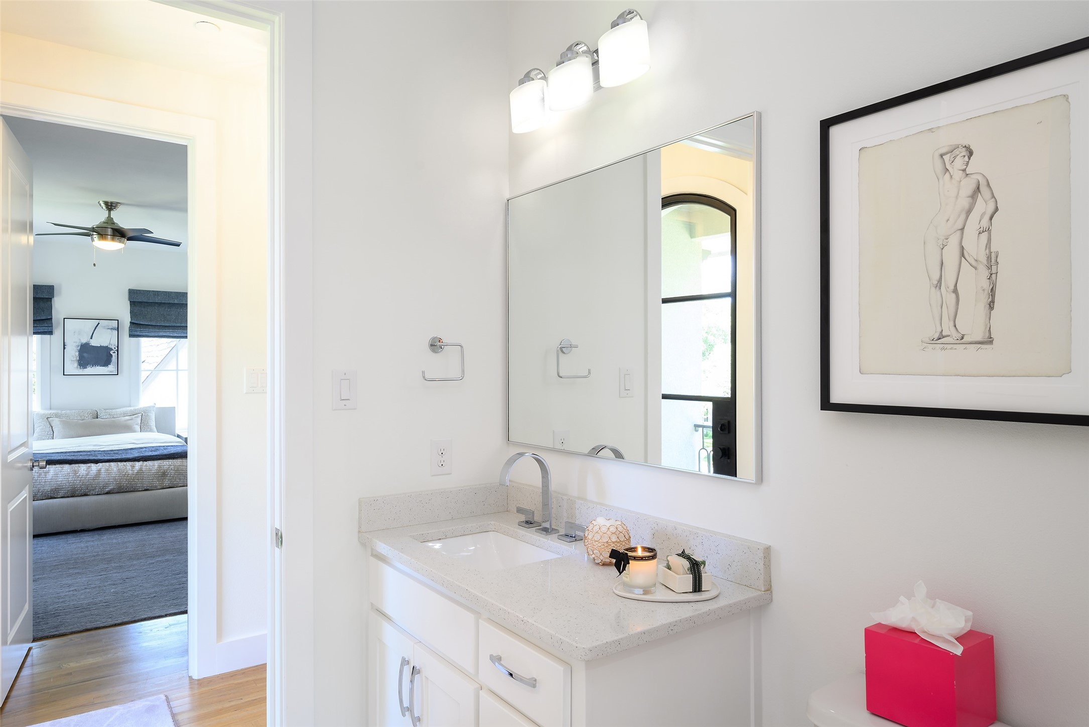 4557 Belclaire Avenue