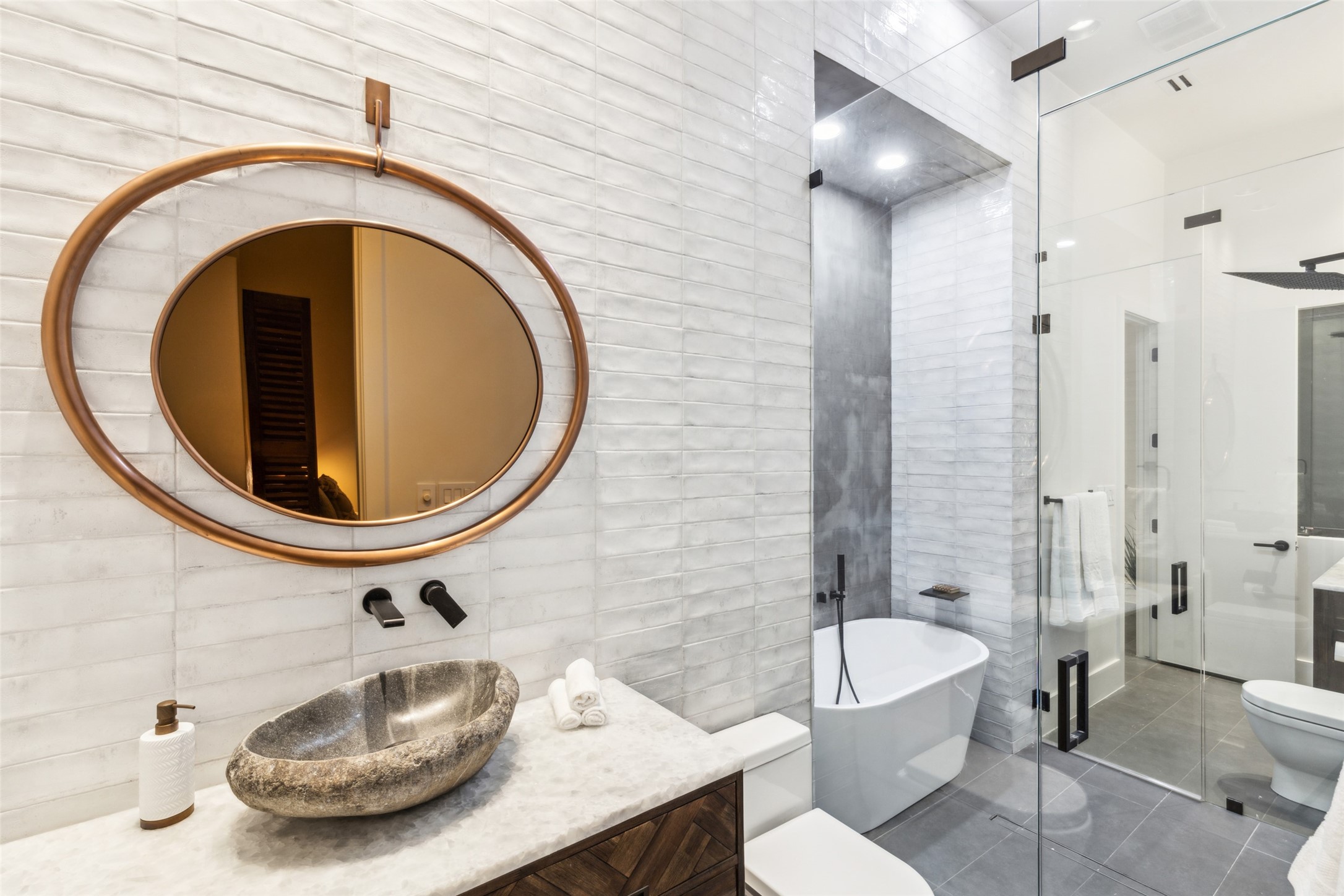 6617 Shady Creek Circle