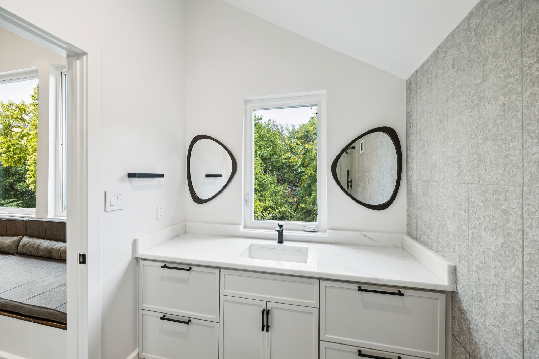 6617 Shady Creek Circle