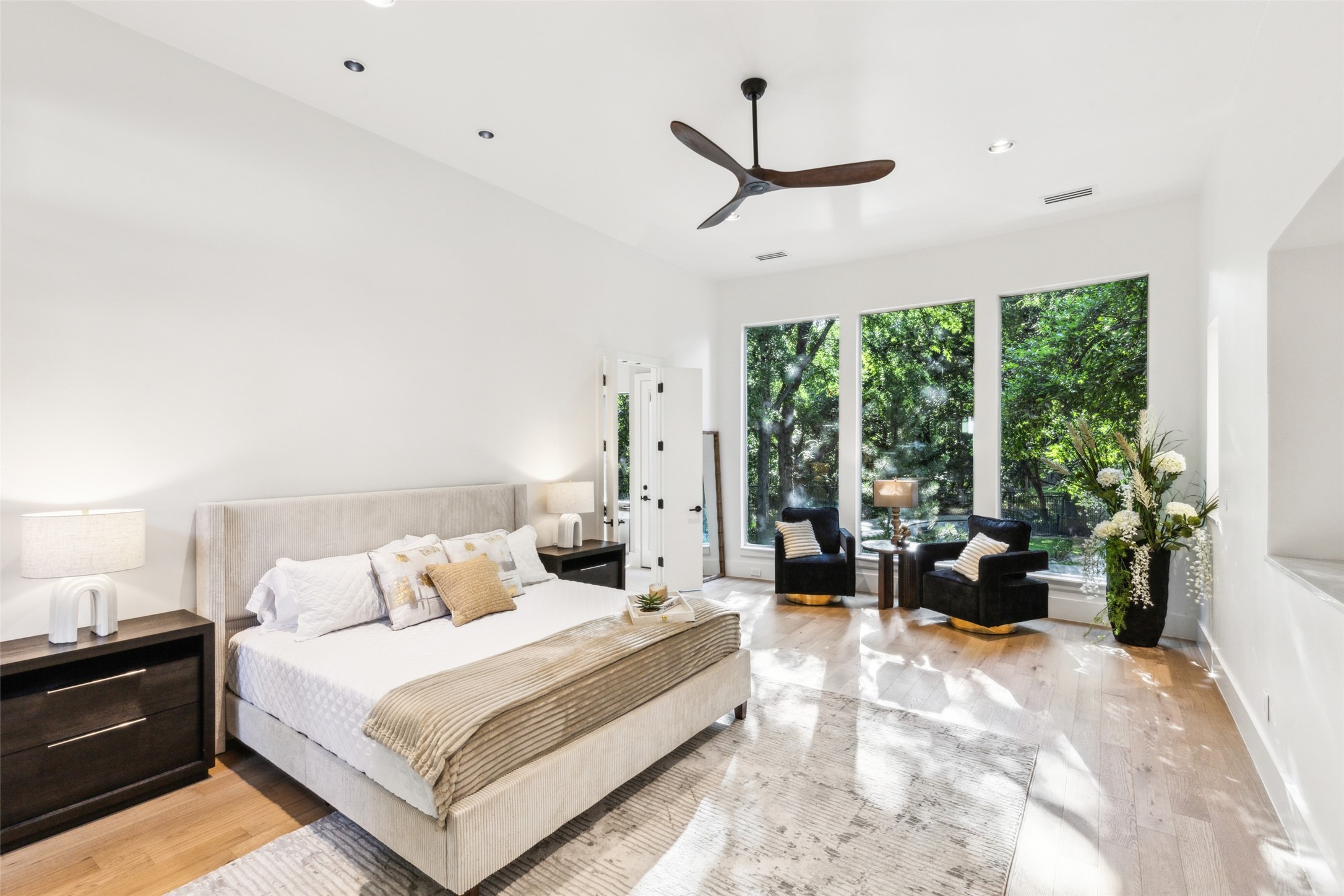 6617 Shady Creek Circle