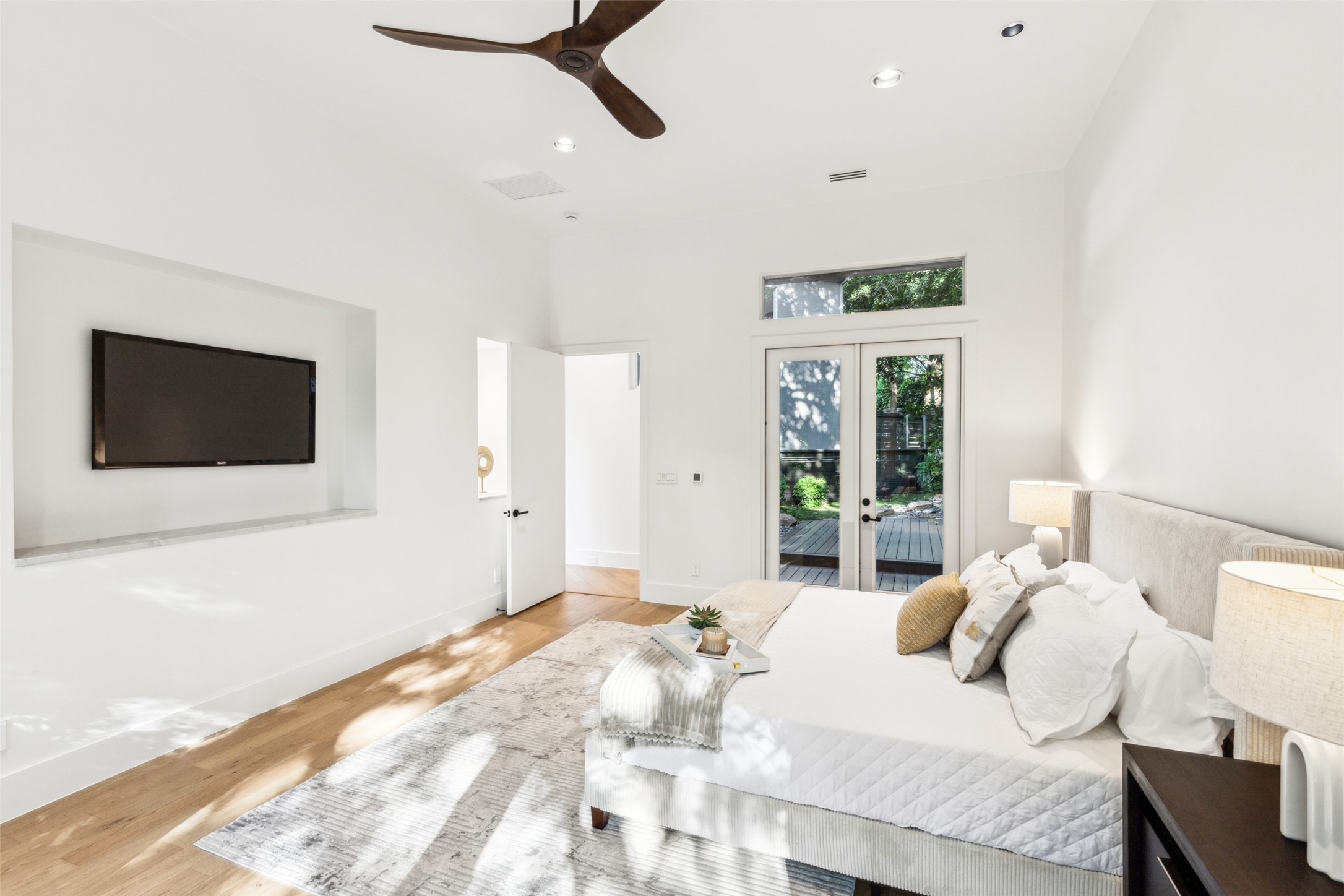 6617 Shady Creek Circle