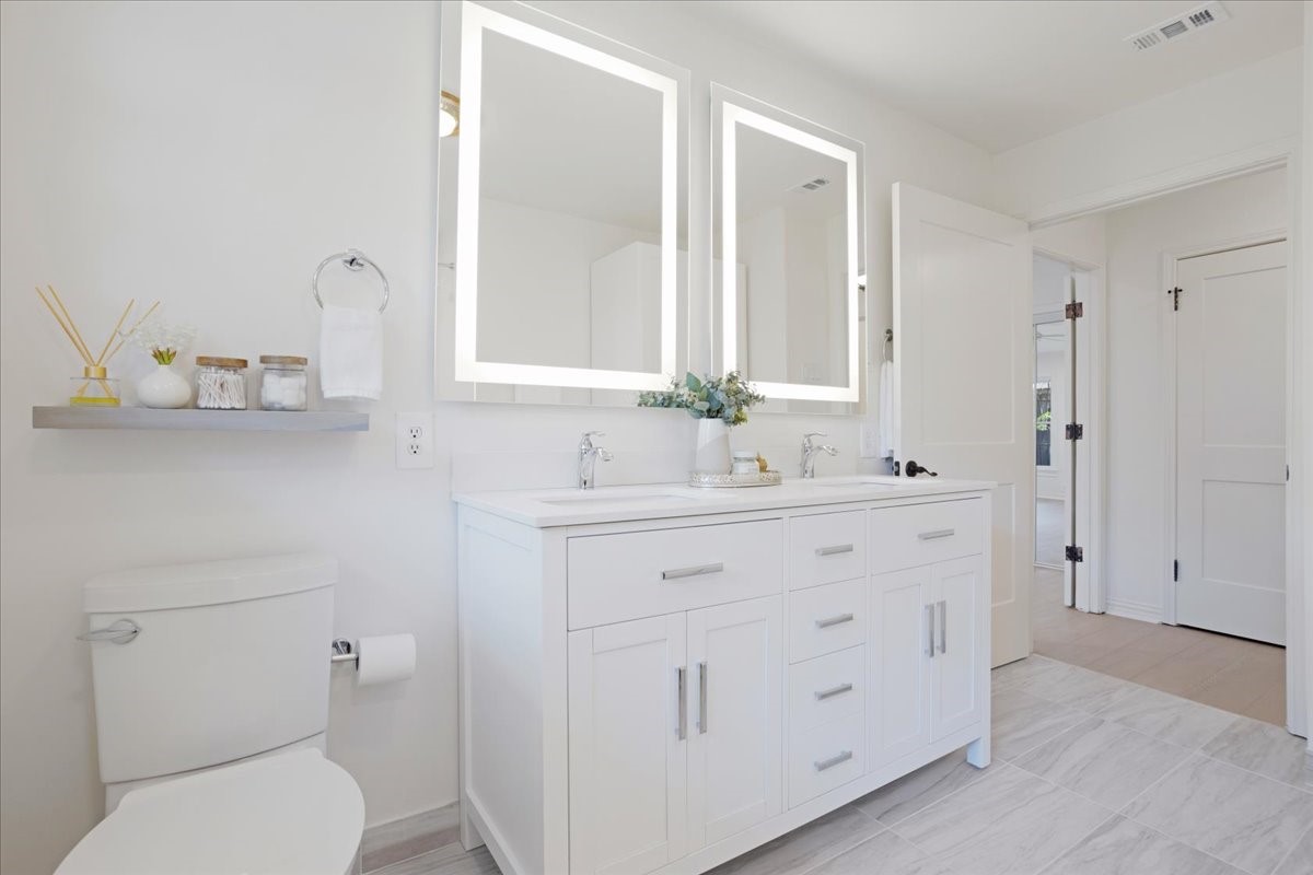 524 N Wharton Street