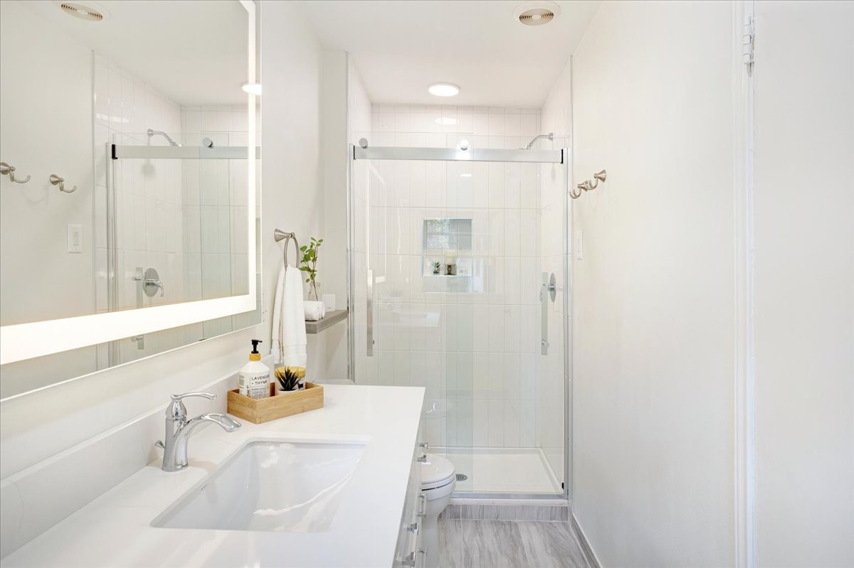 524 N Wharton Street