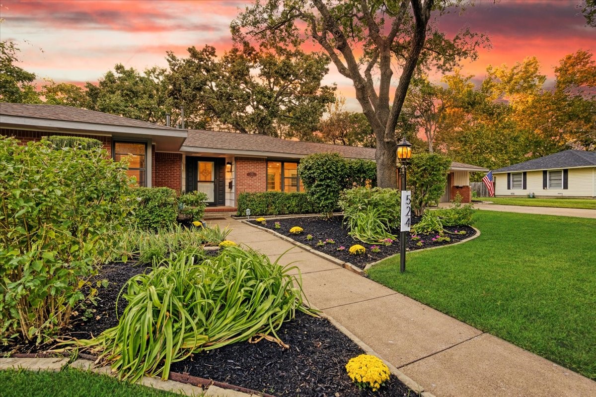 524 N Wharton Street