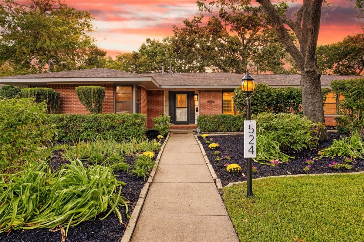 524 N Wharton Street