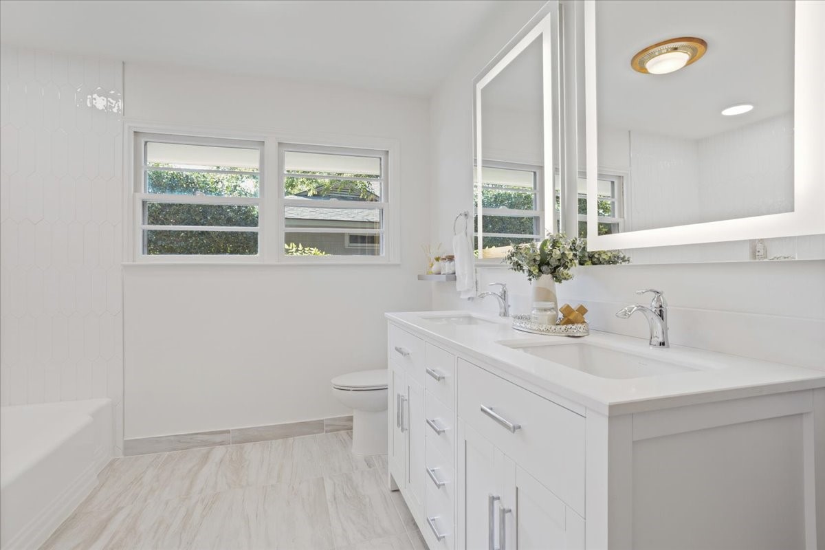 524 N Wharton Street