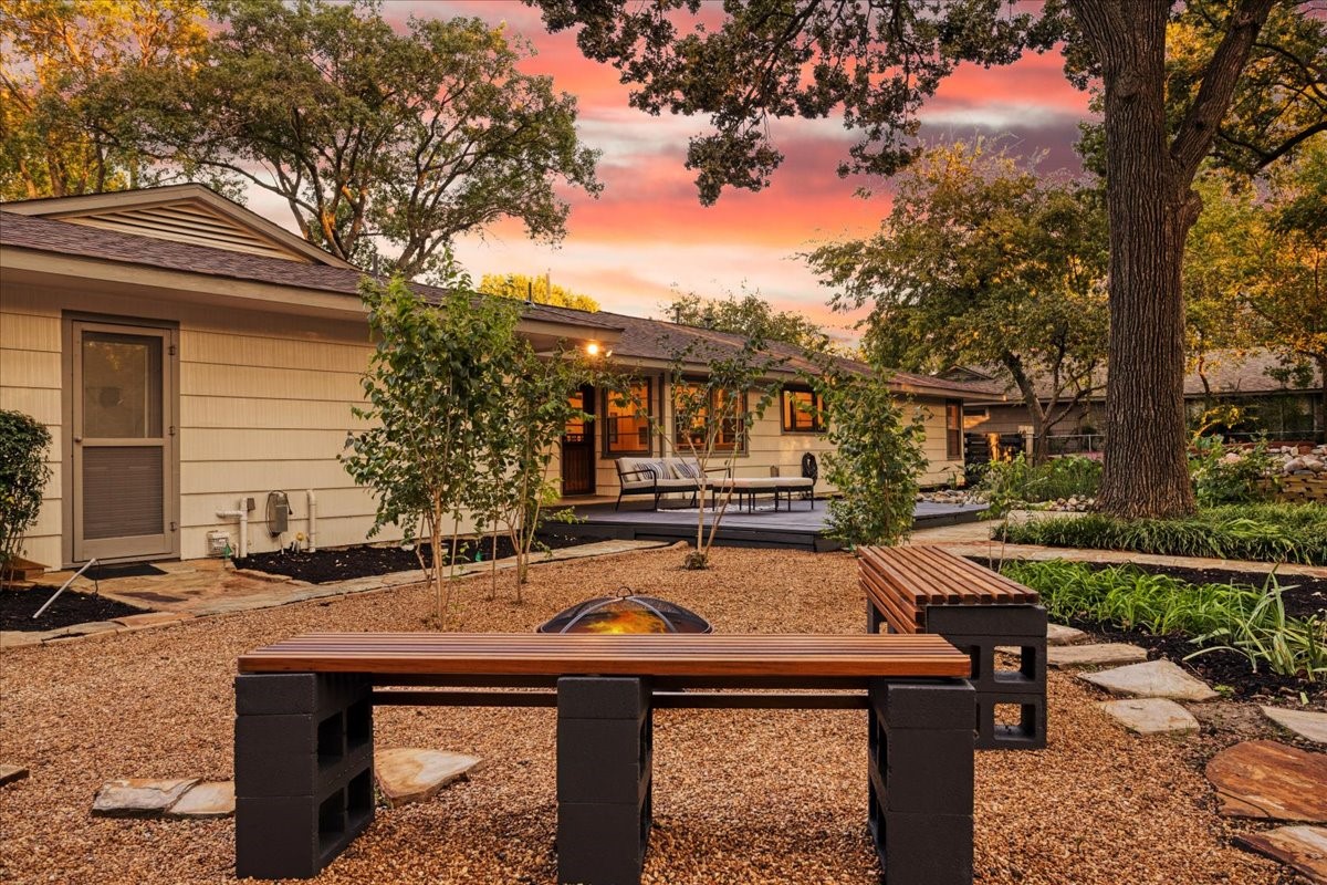 524 N Wharton Street