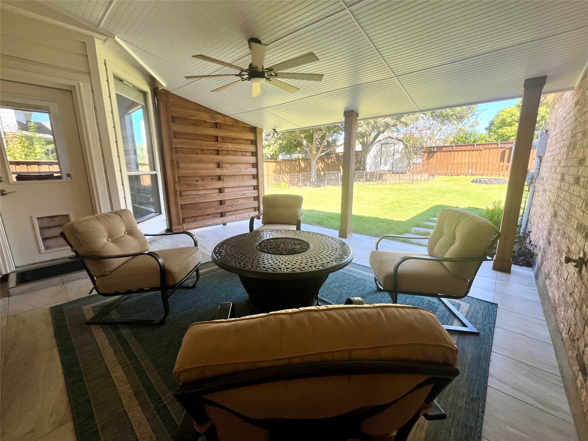 8402 Pinnacle Drive