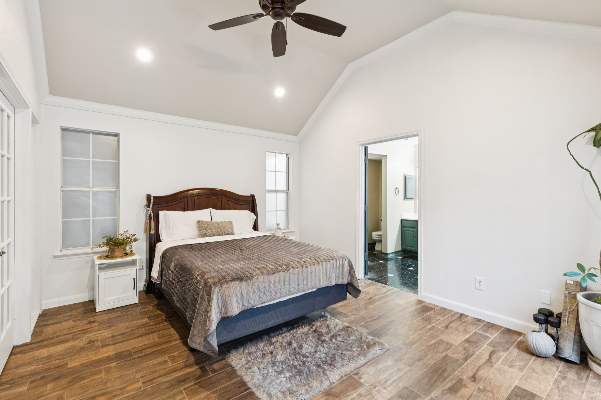 4204 Harvest Hill Court