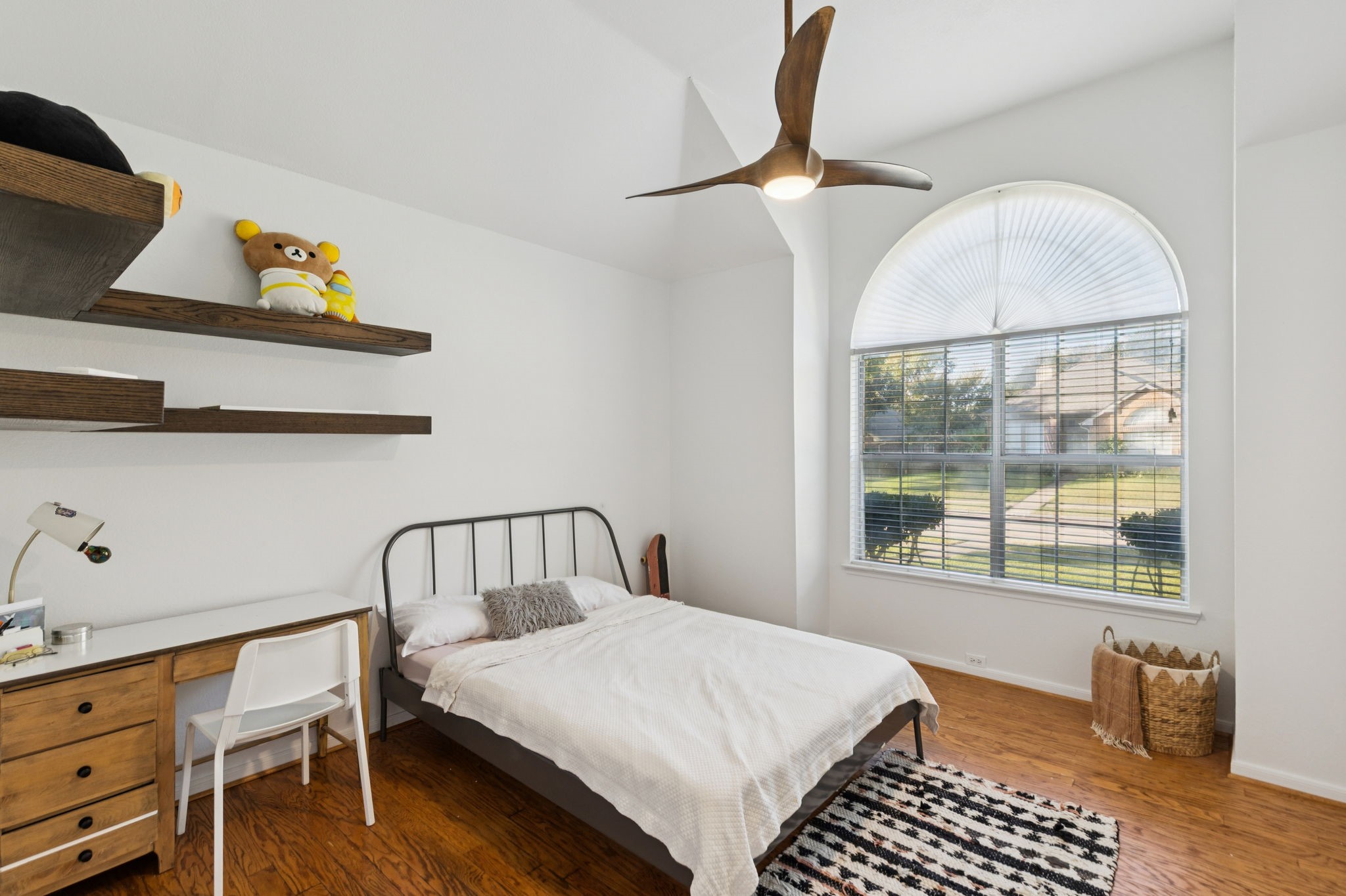 4204 Harvest Hill Court