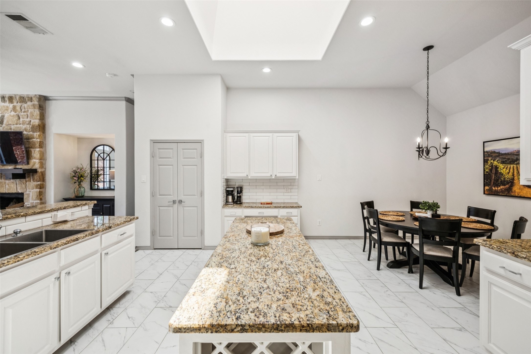 10082 Planters Row Drive