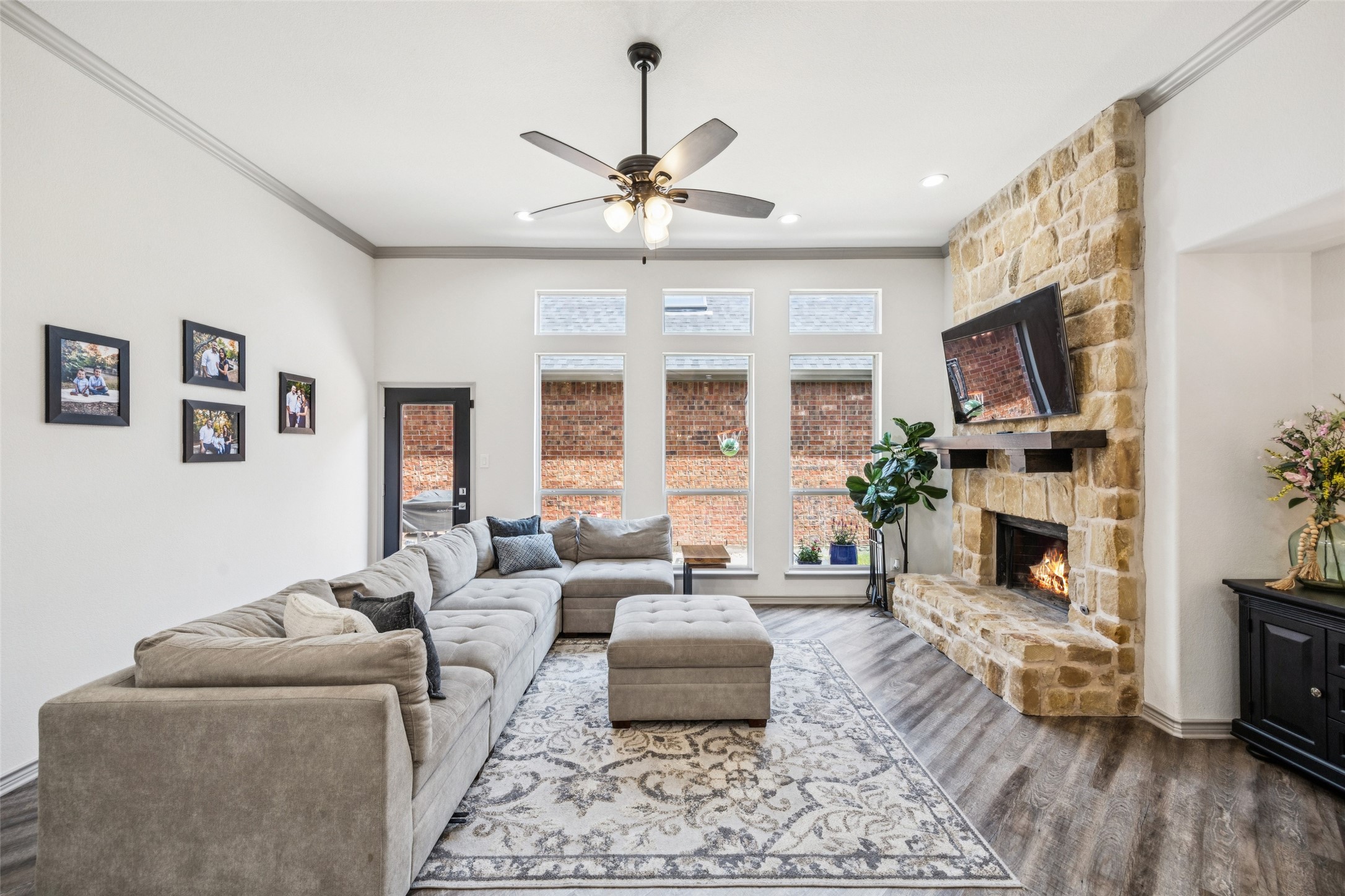 10082 Planters Row Drive