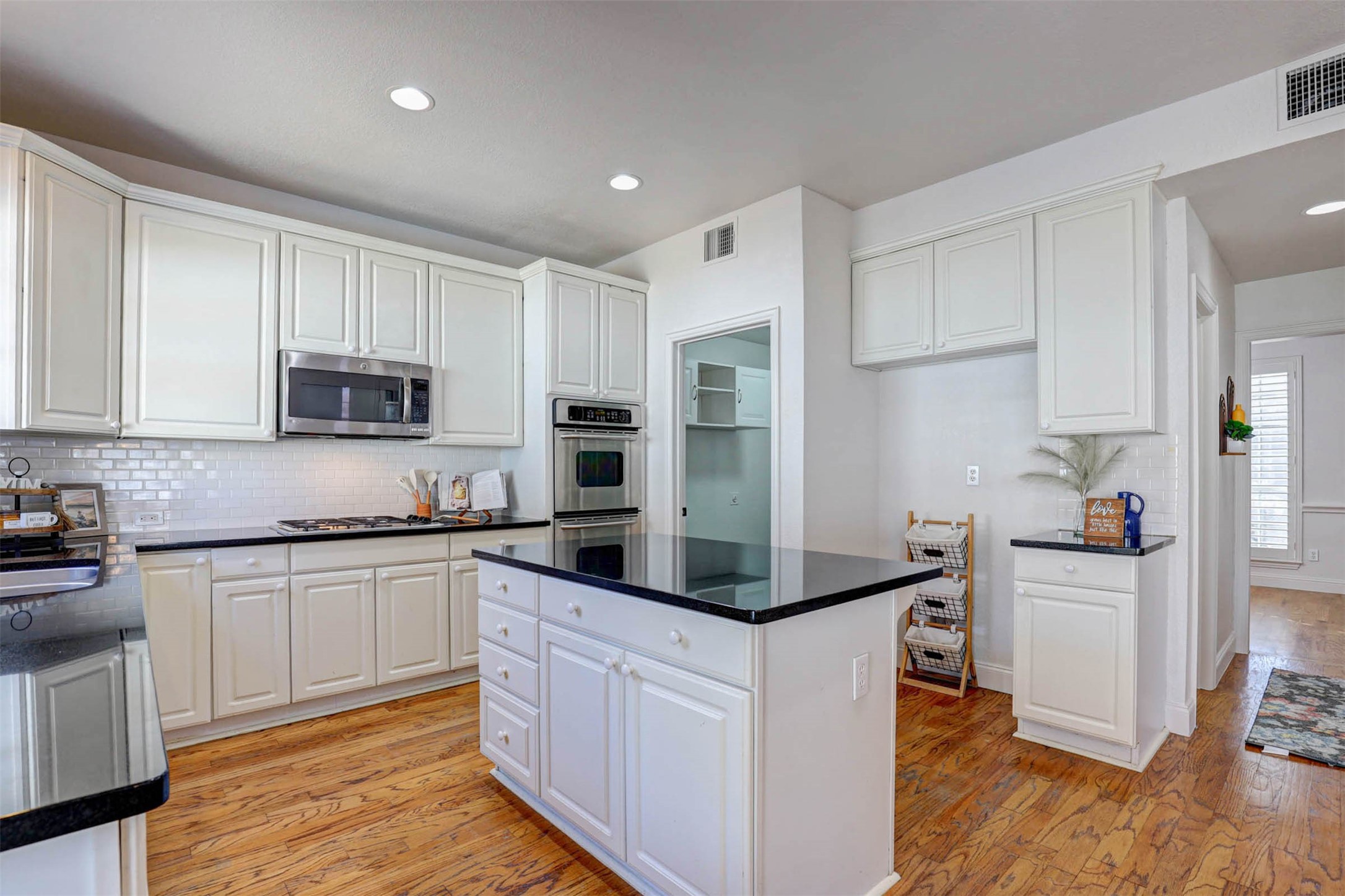 4863 Union Lake Drive