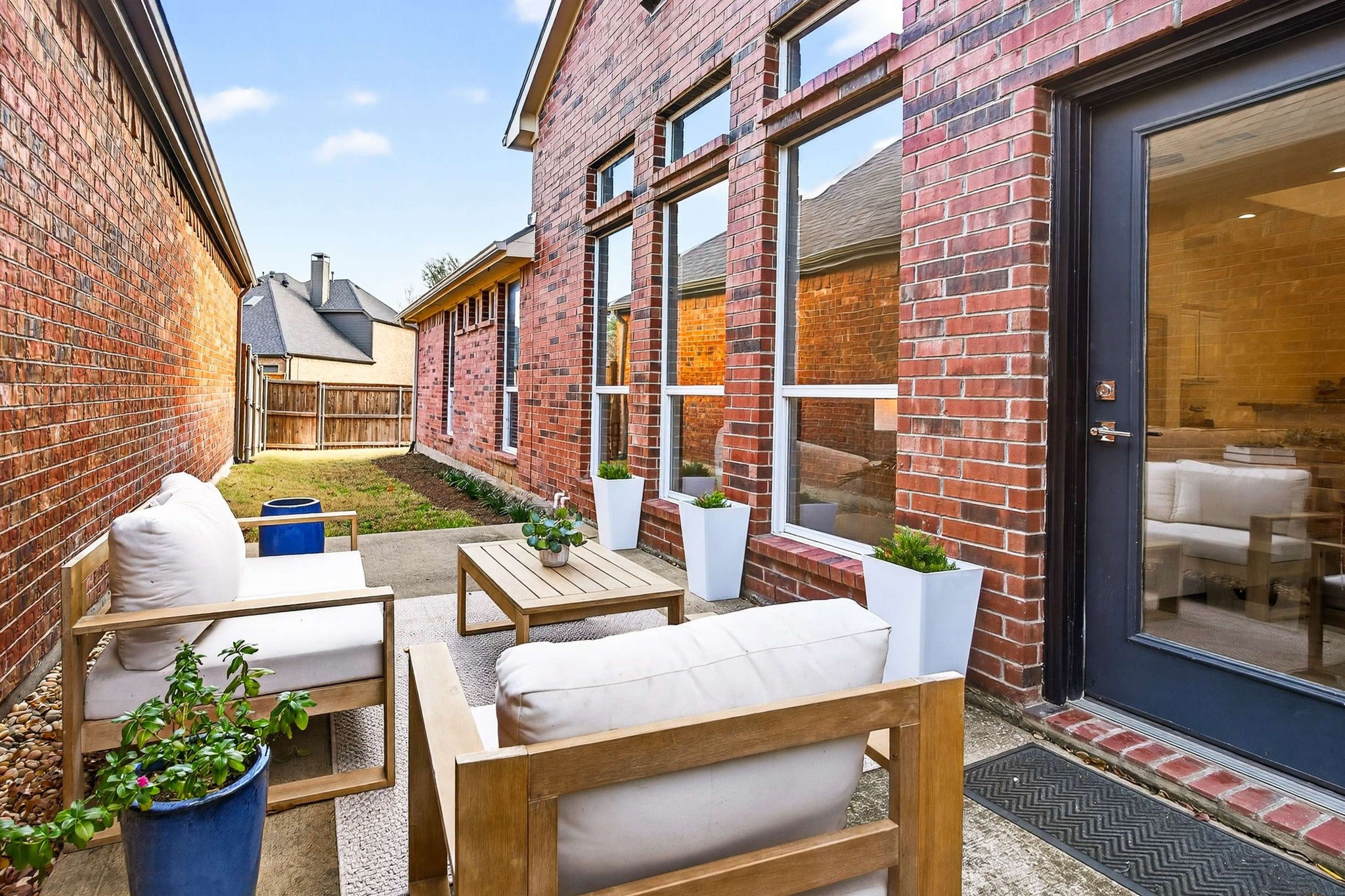 10082 Planters Row Drive