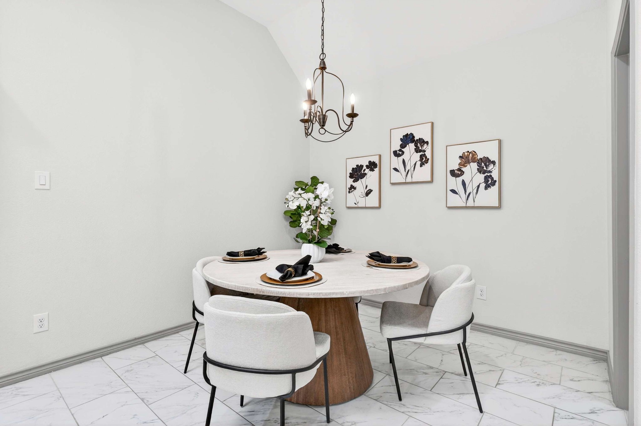 10082 Planters Row Drive