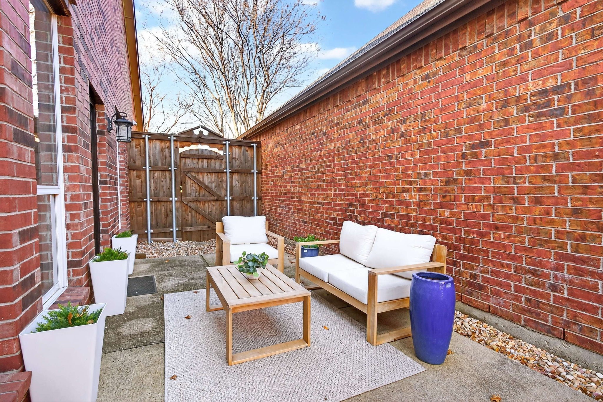 10082 Planters Row Drive