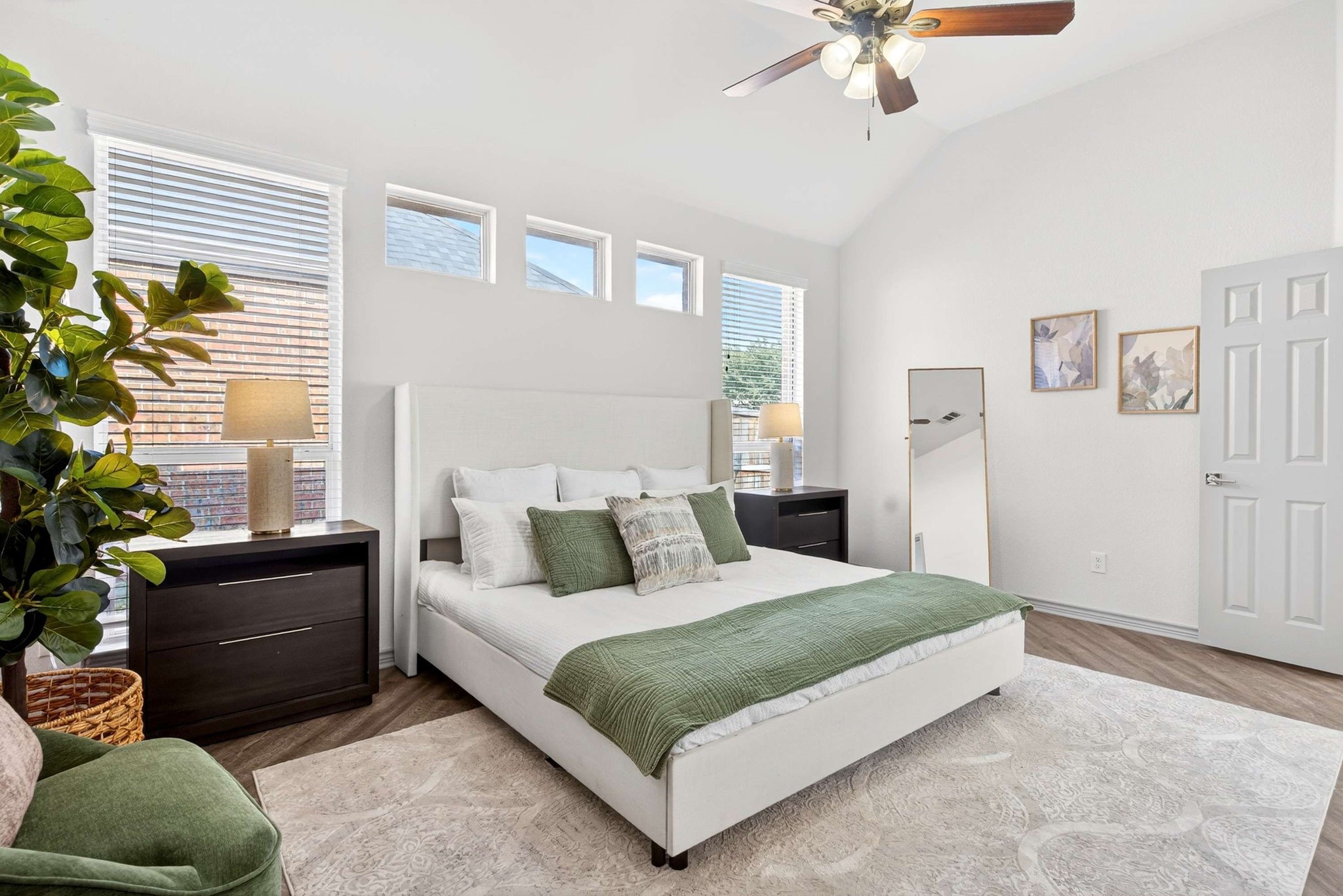 10082 Planters Row Drive