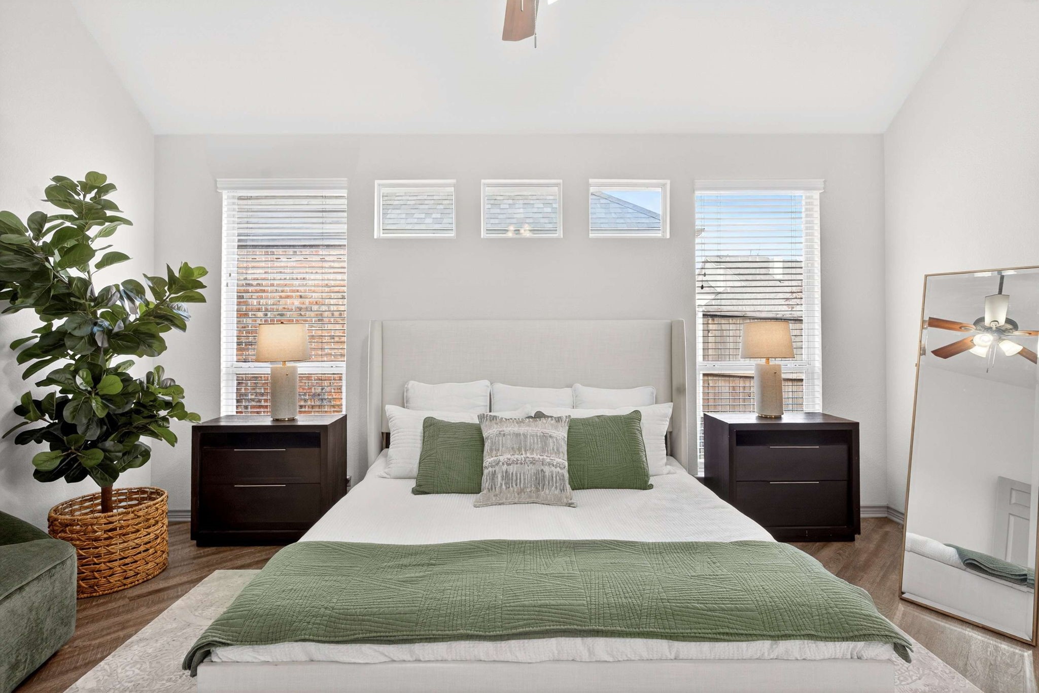 10082 Planters Row Drive