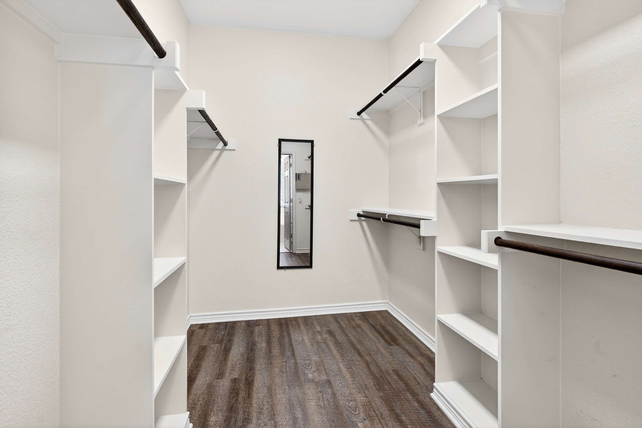 10082 Planters Row Drive