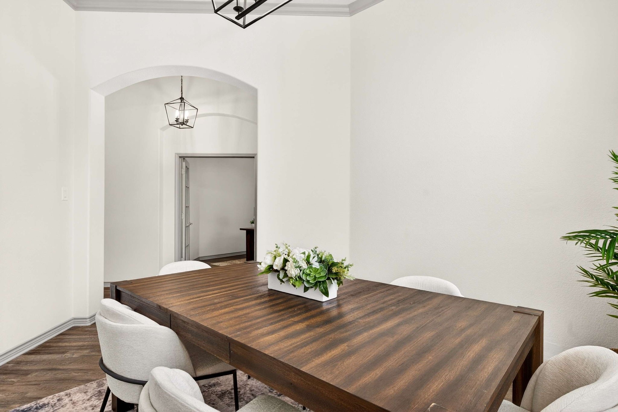 10082 Planters Row Drive