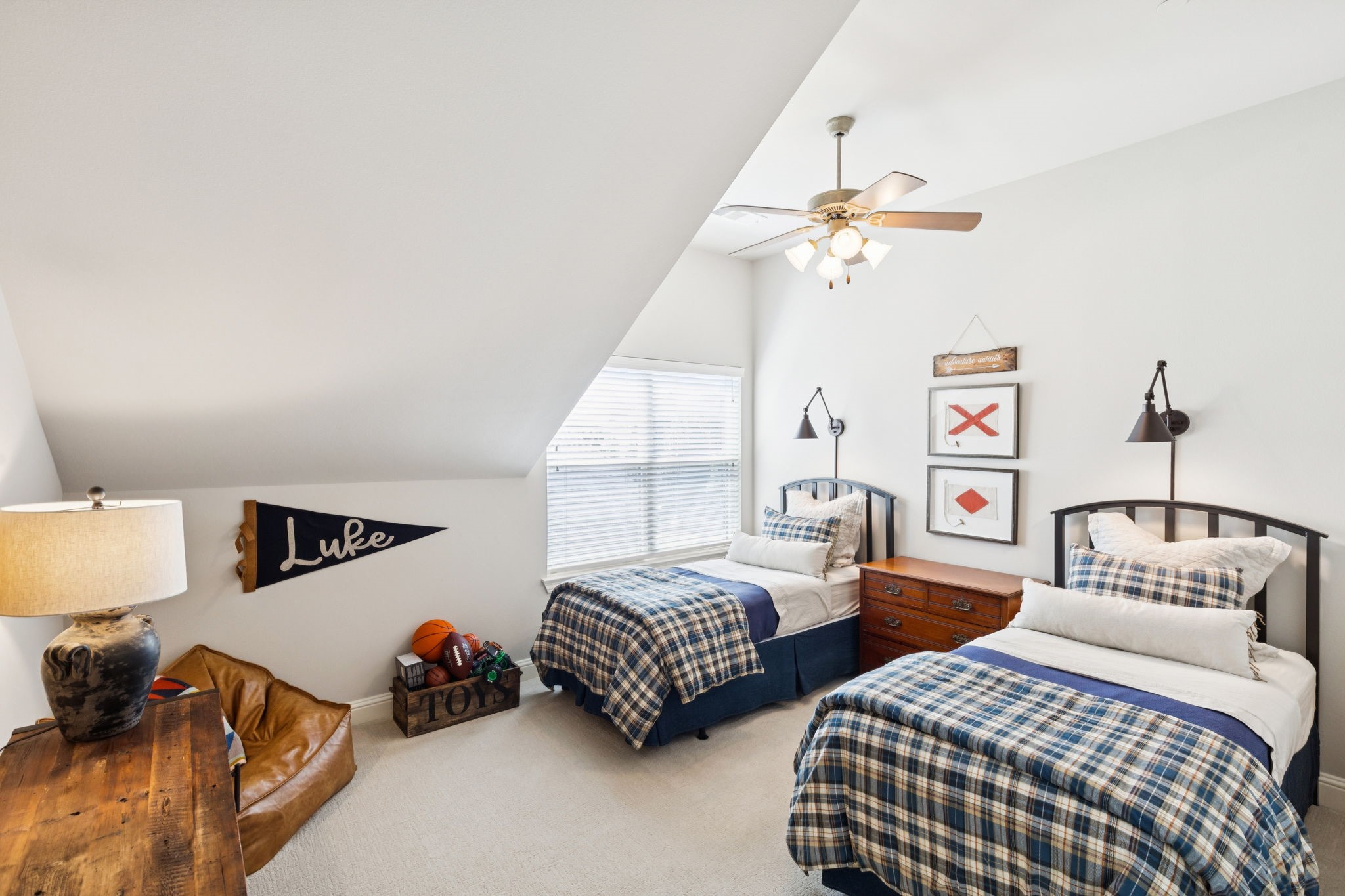 1702 Lexington Avenue