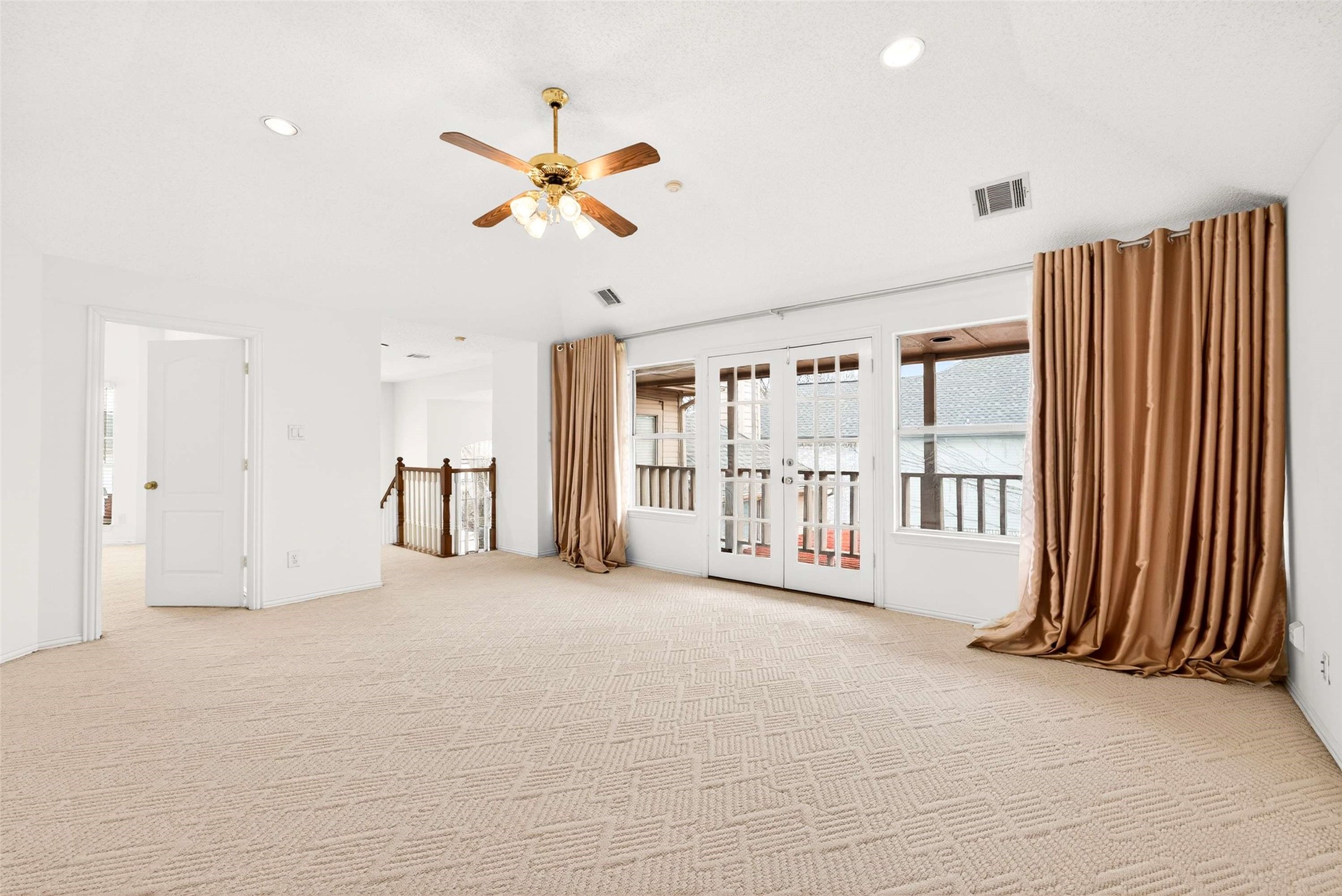 733 Pine Lakes Drive