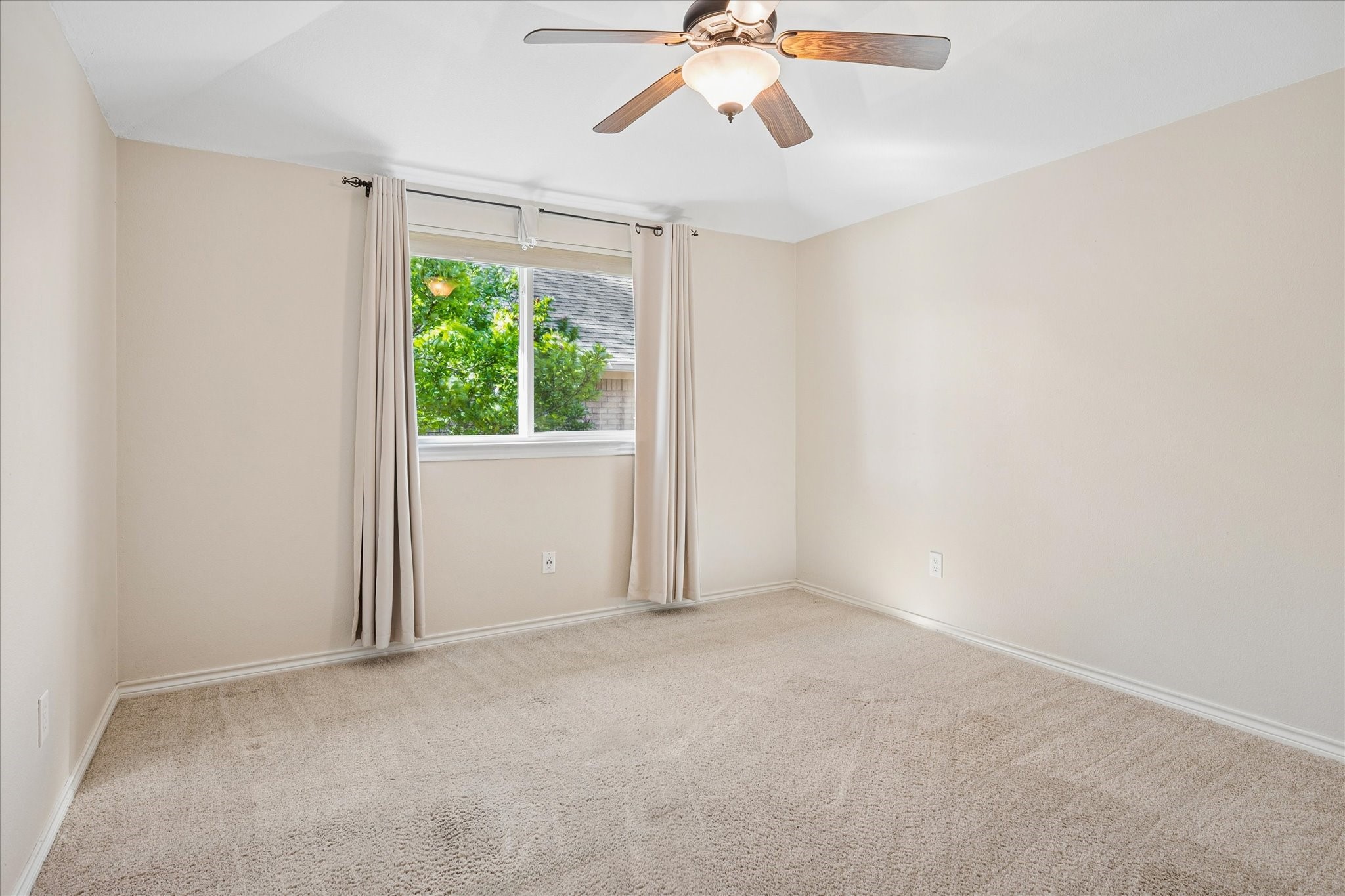 4421 Bentley Drive