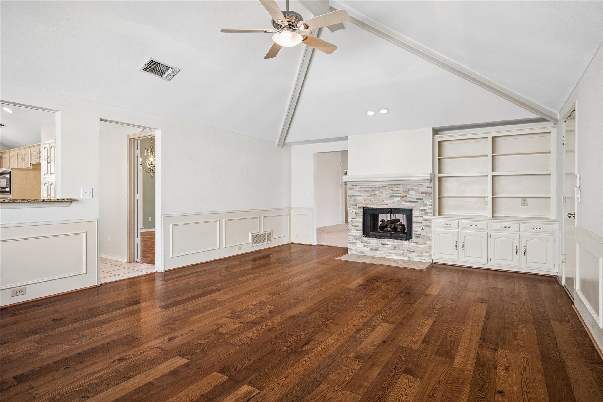 4421 Bentley Drive