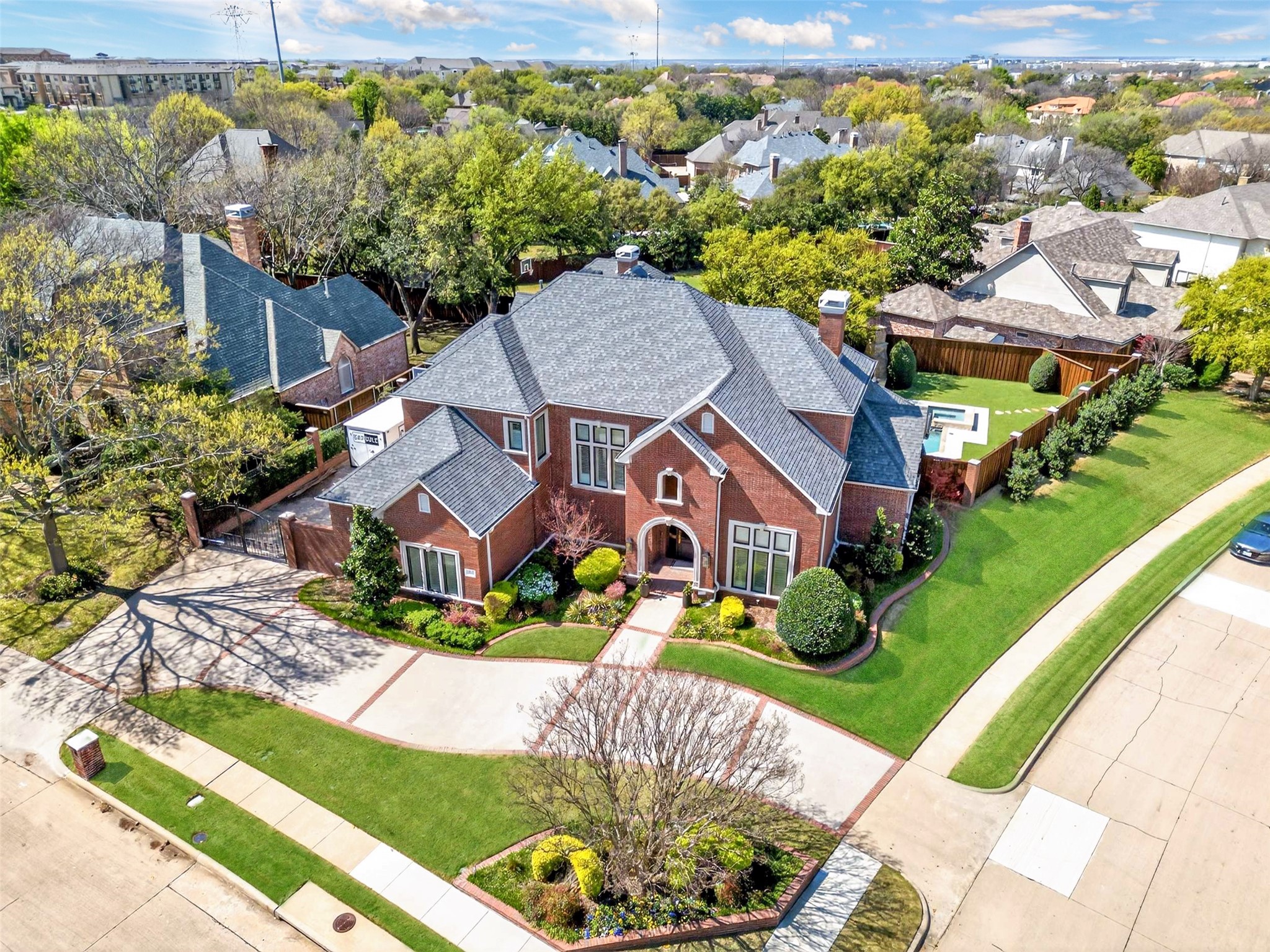 6433 Rockbluff Circle