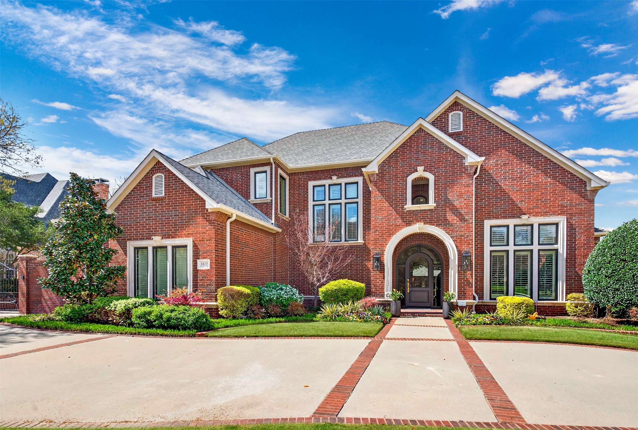 6433 Rockbluff Circle