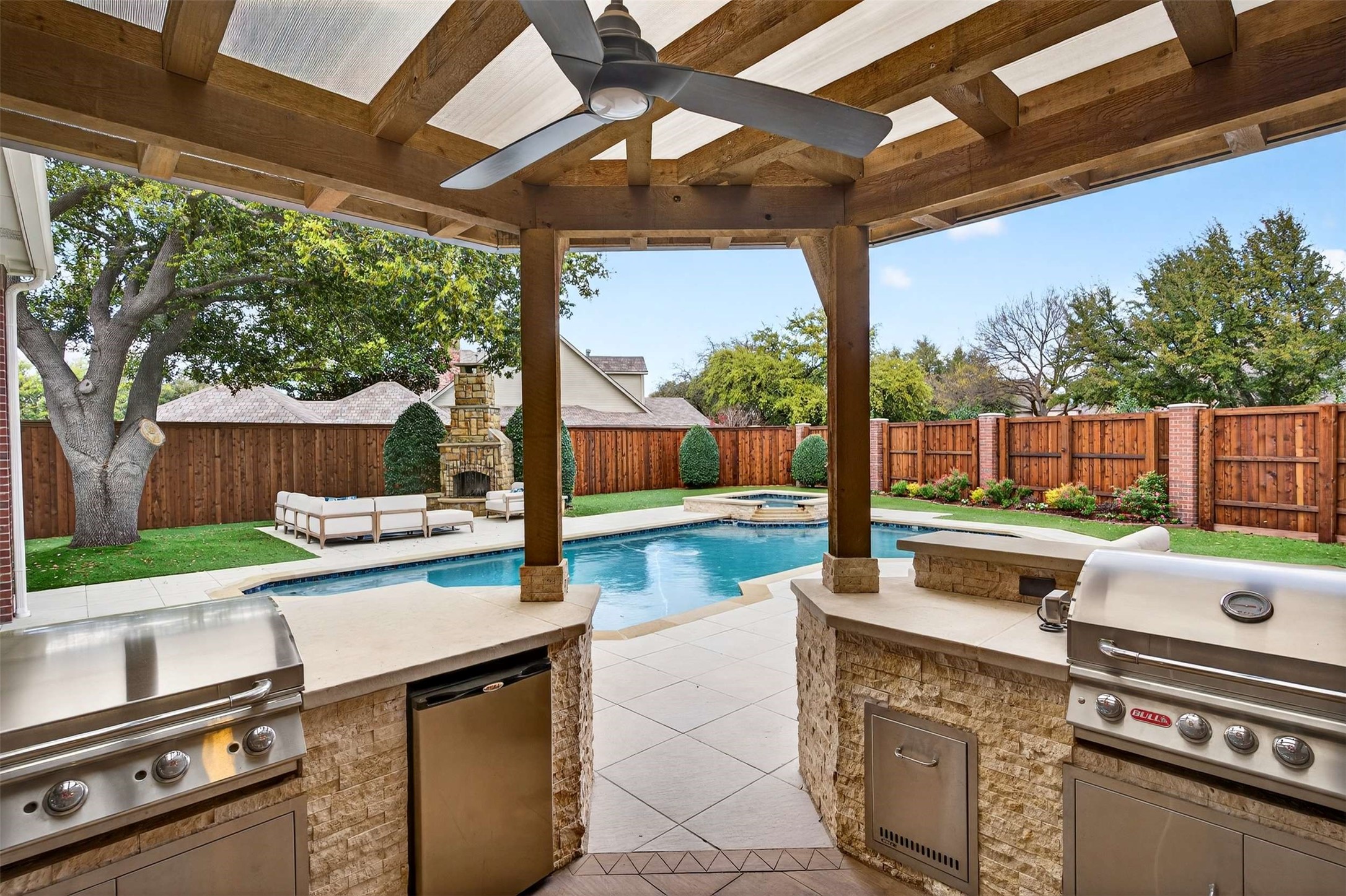 6433 Rockbluff Circle