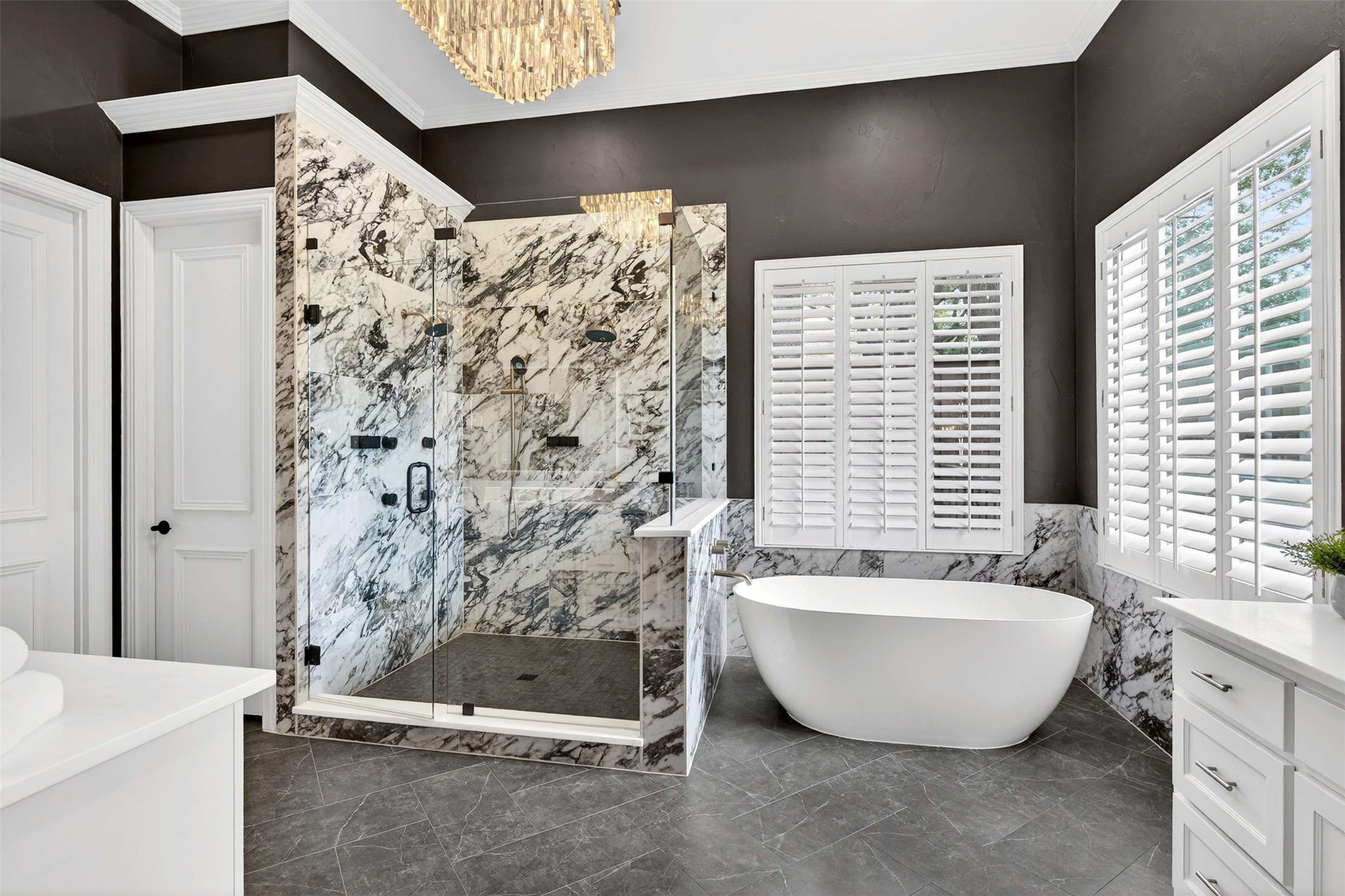 6433 Rockbluff Circle