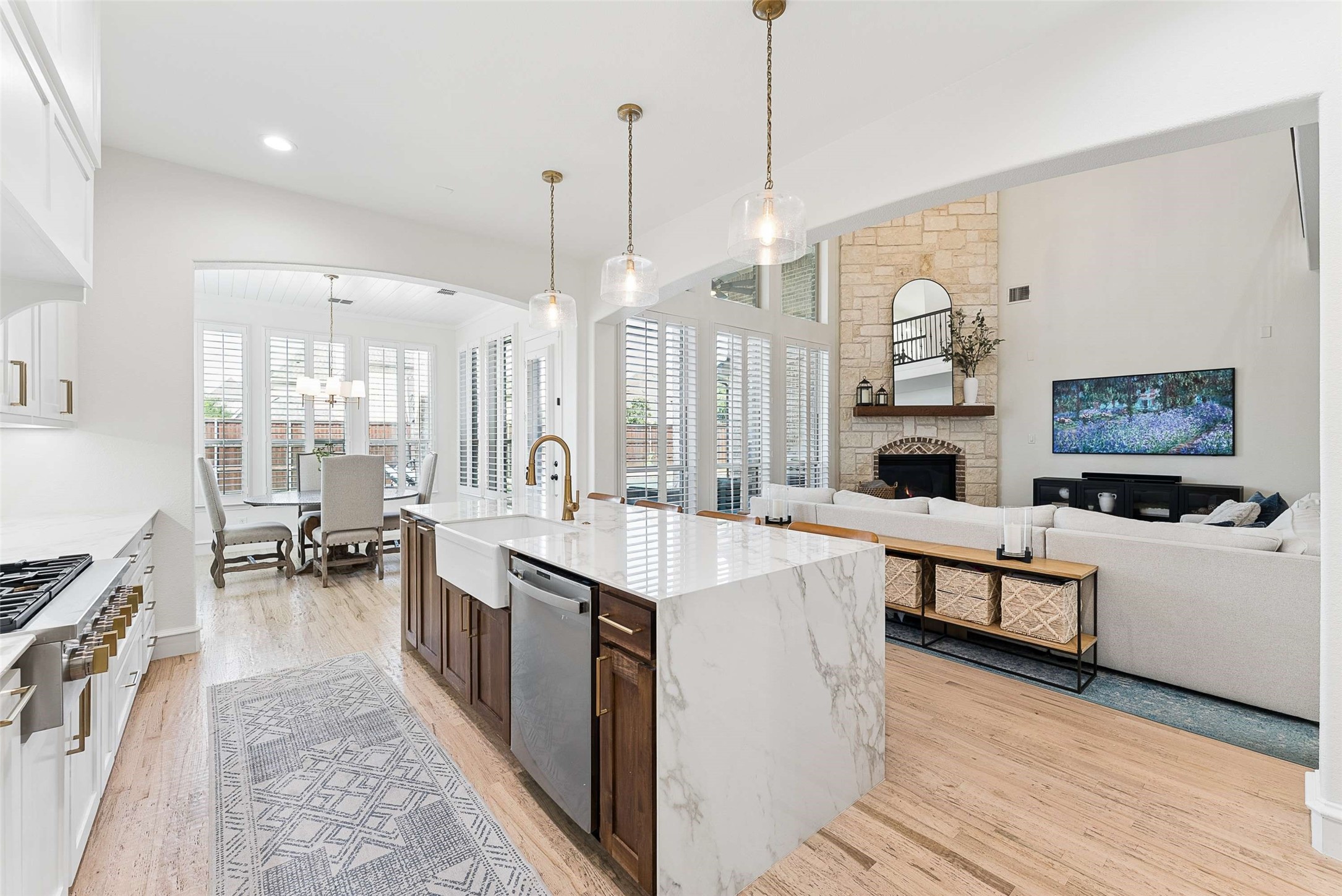 7163 Kentwood Drive