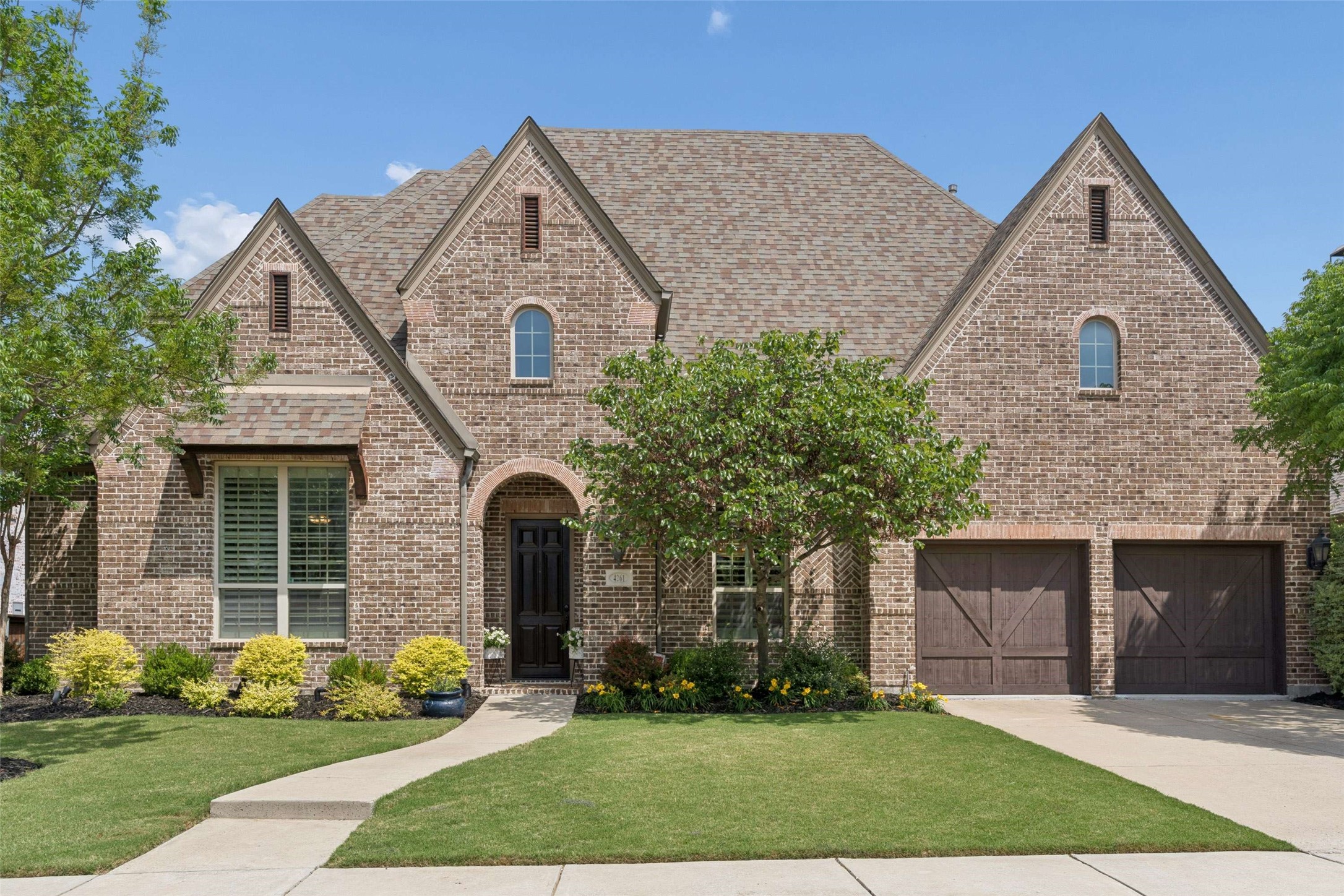 4261 Mesa Drive