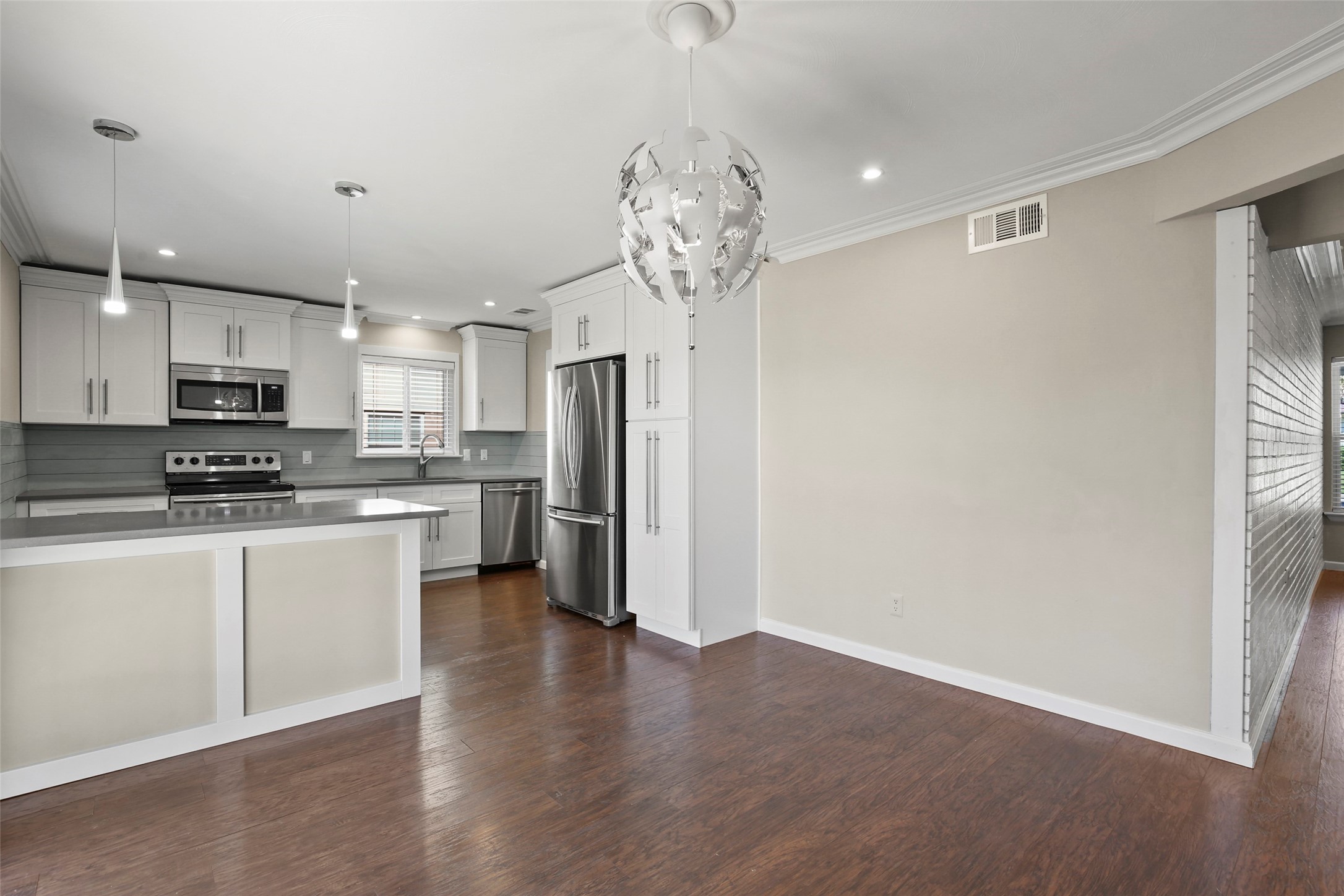 525 Melrose Drive