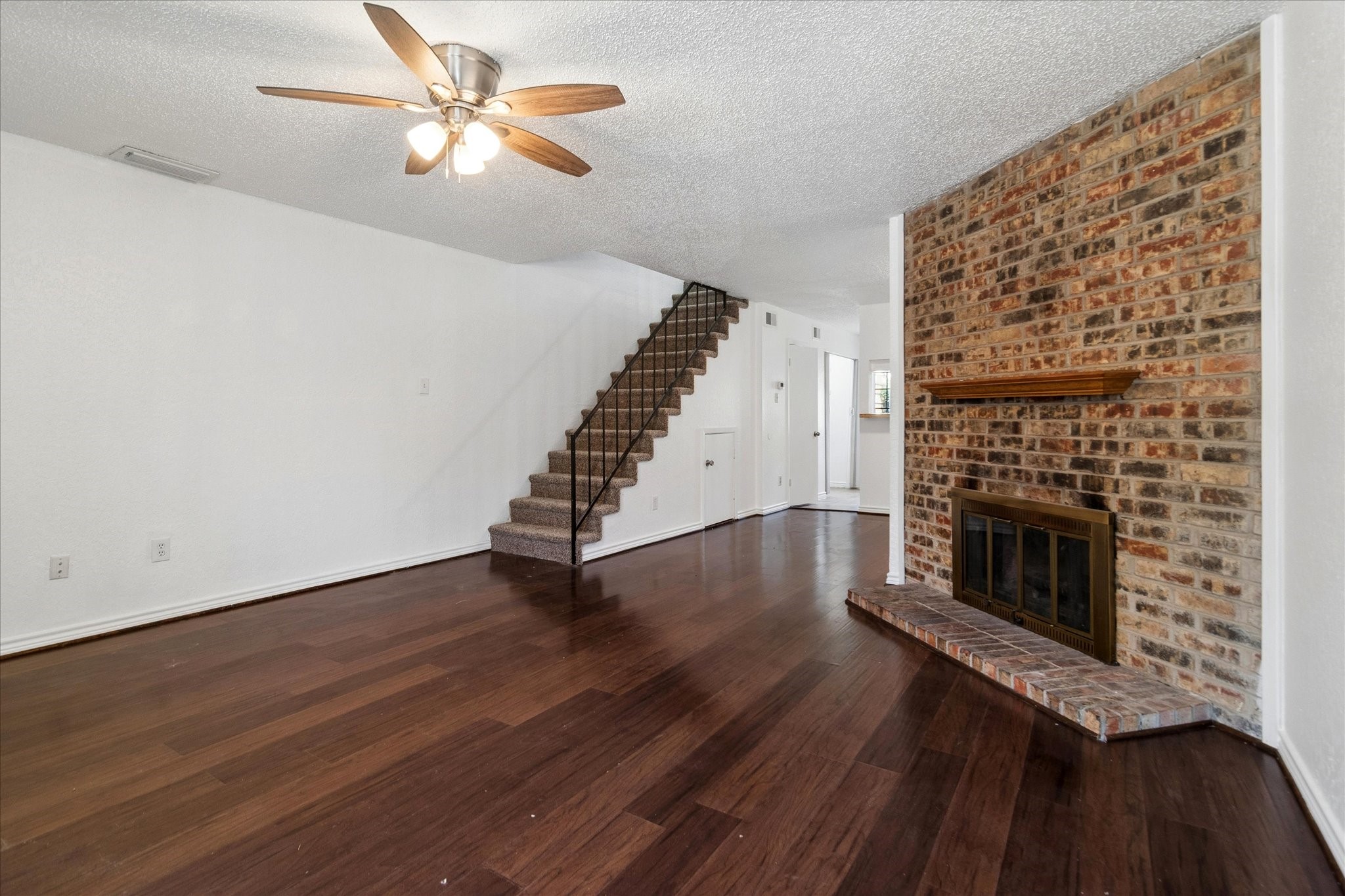 2400 Jupiter Road 5