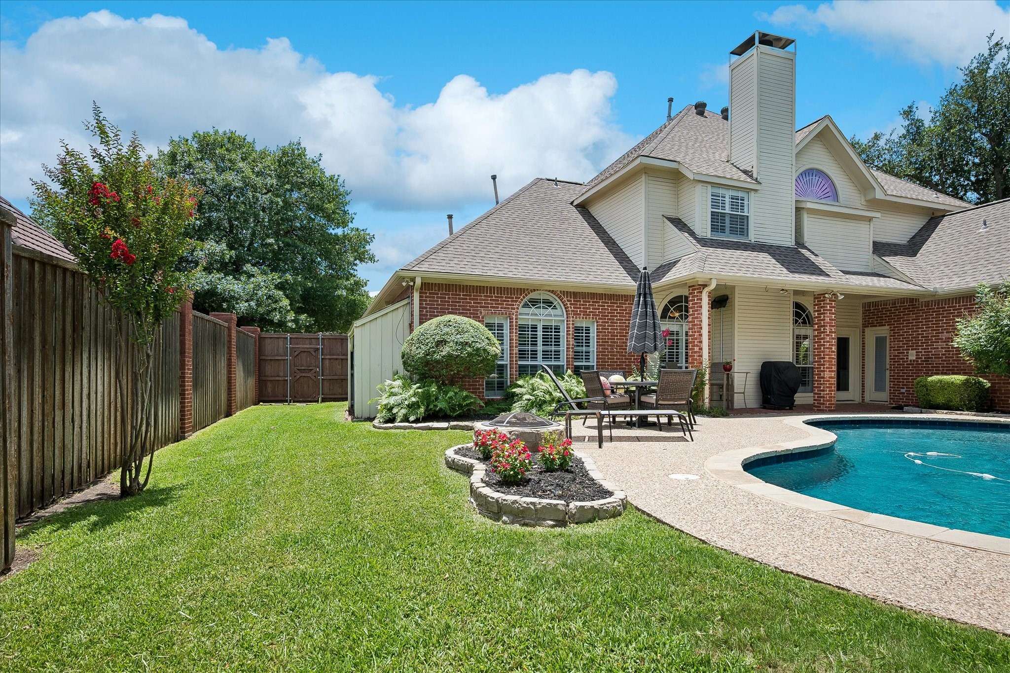 4633 Charles Place