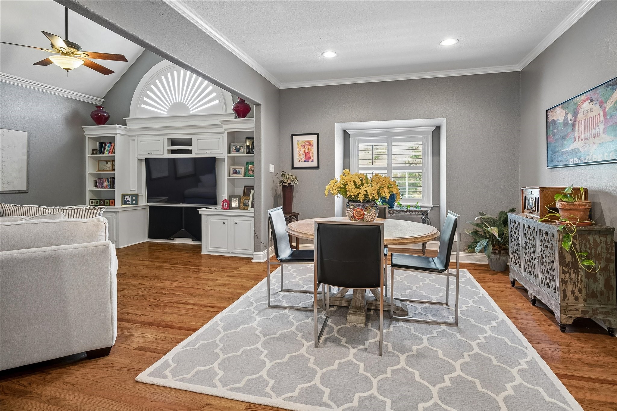 4633 Charles Place
