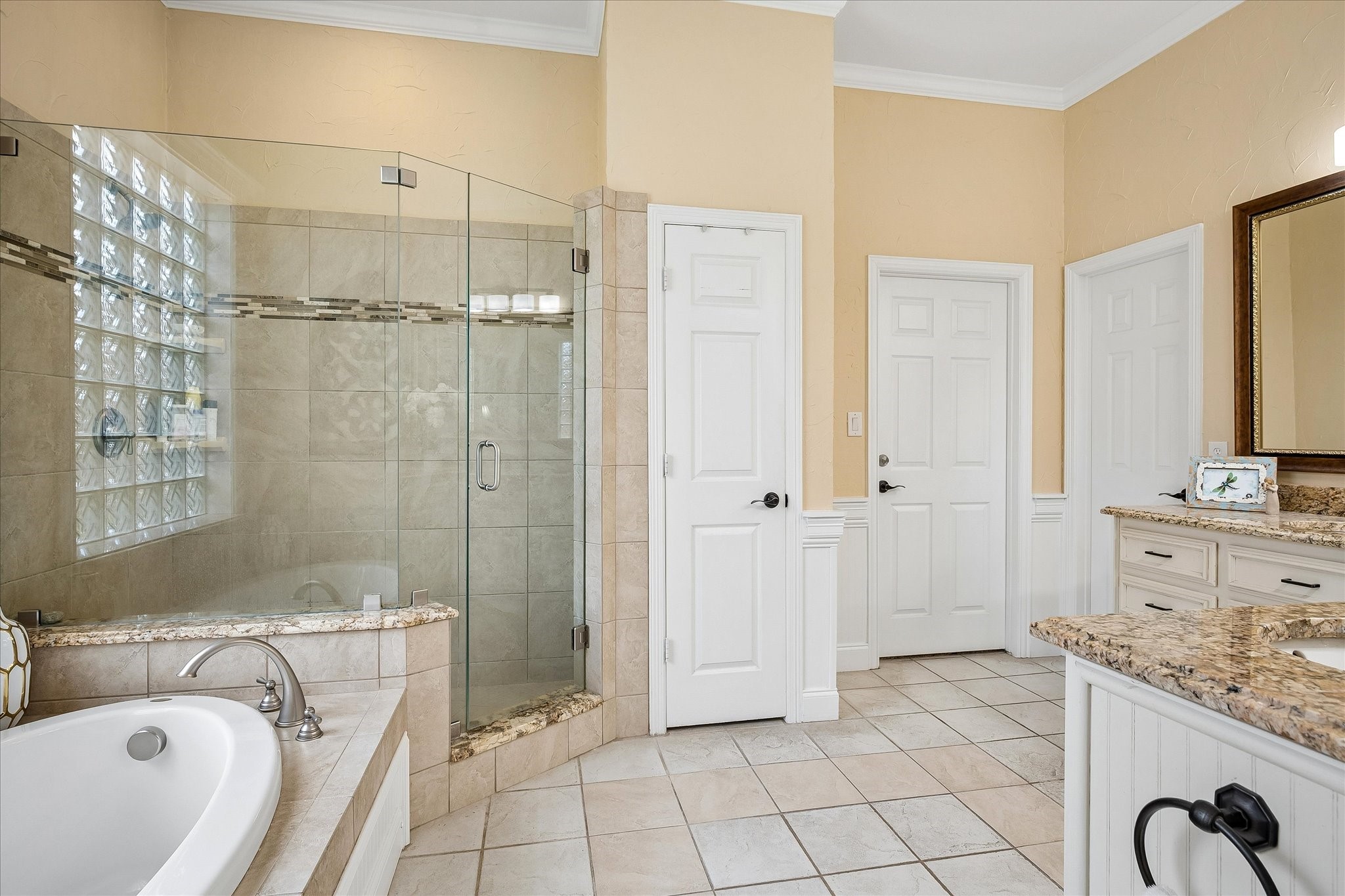 4633 Charles Place