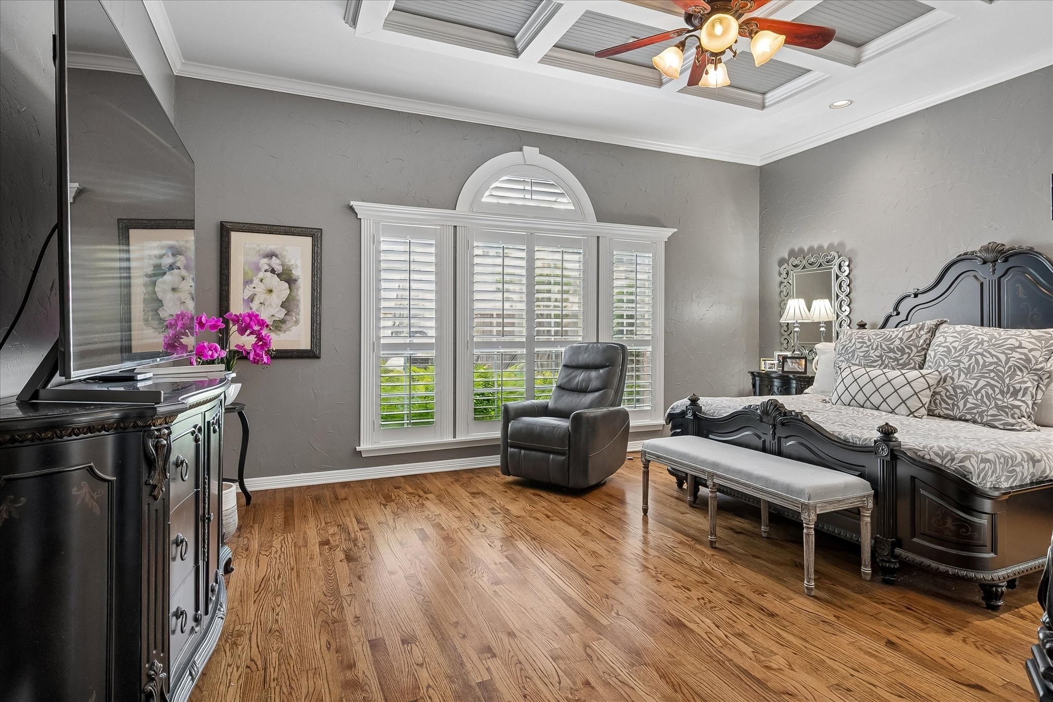 4633 Charles Place