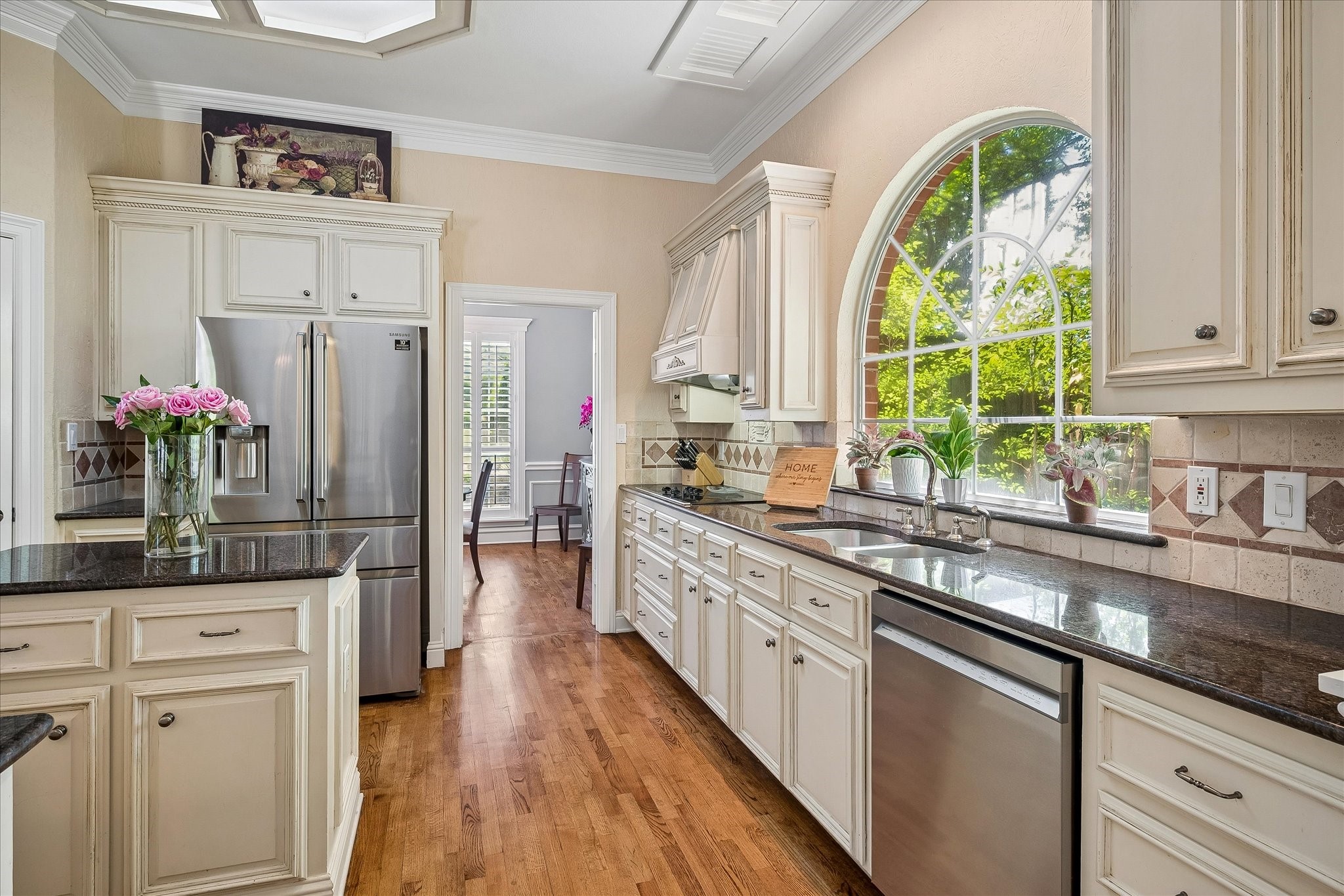 4633 Charles Place