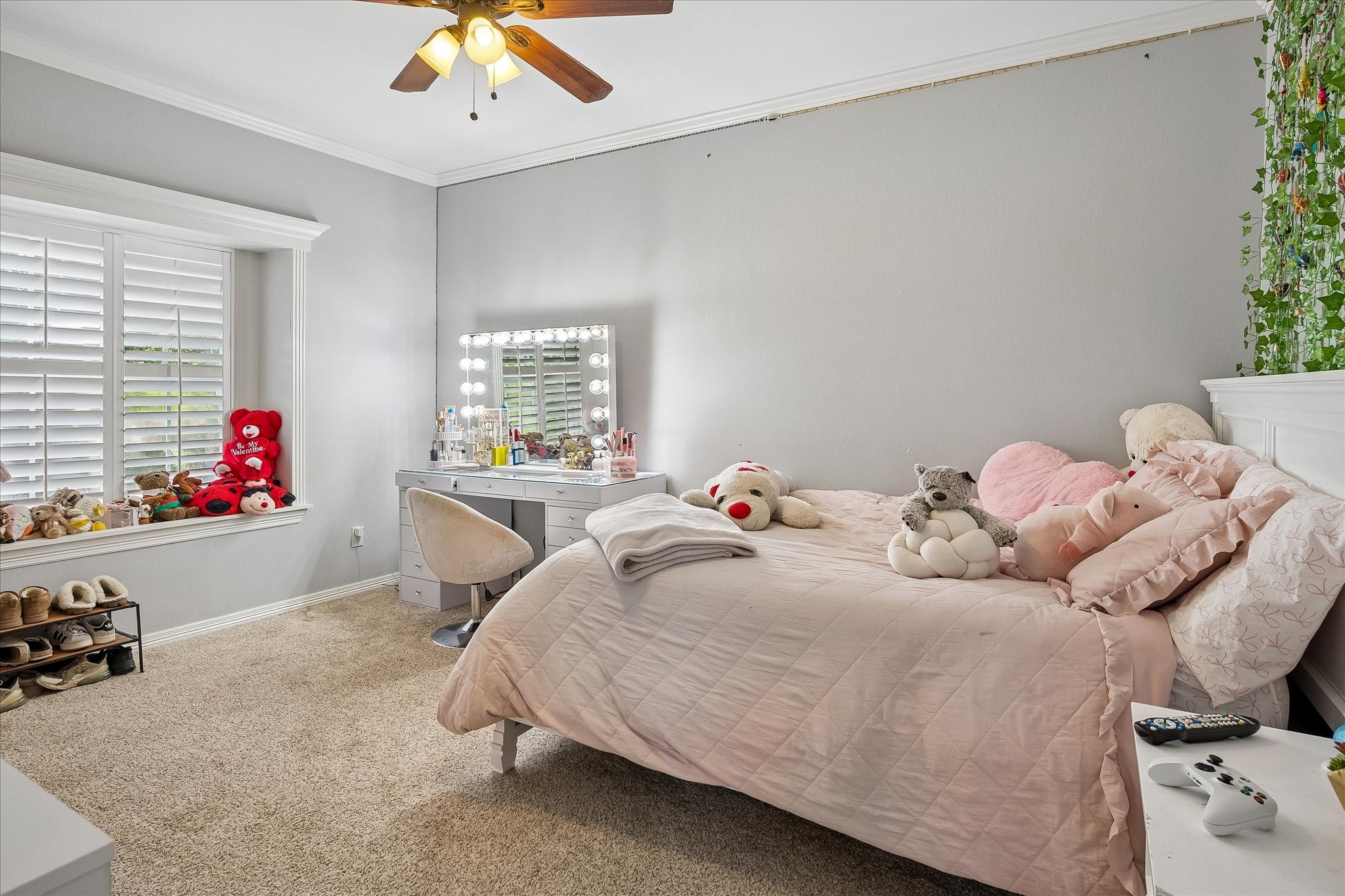 4633 Charles Place