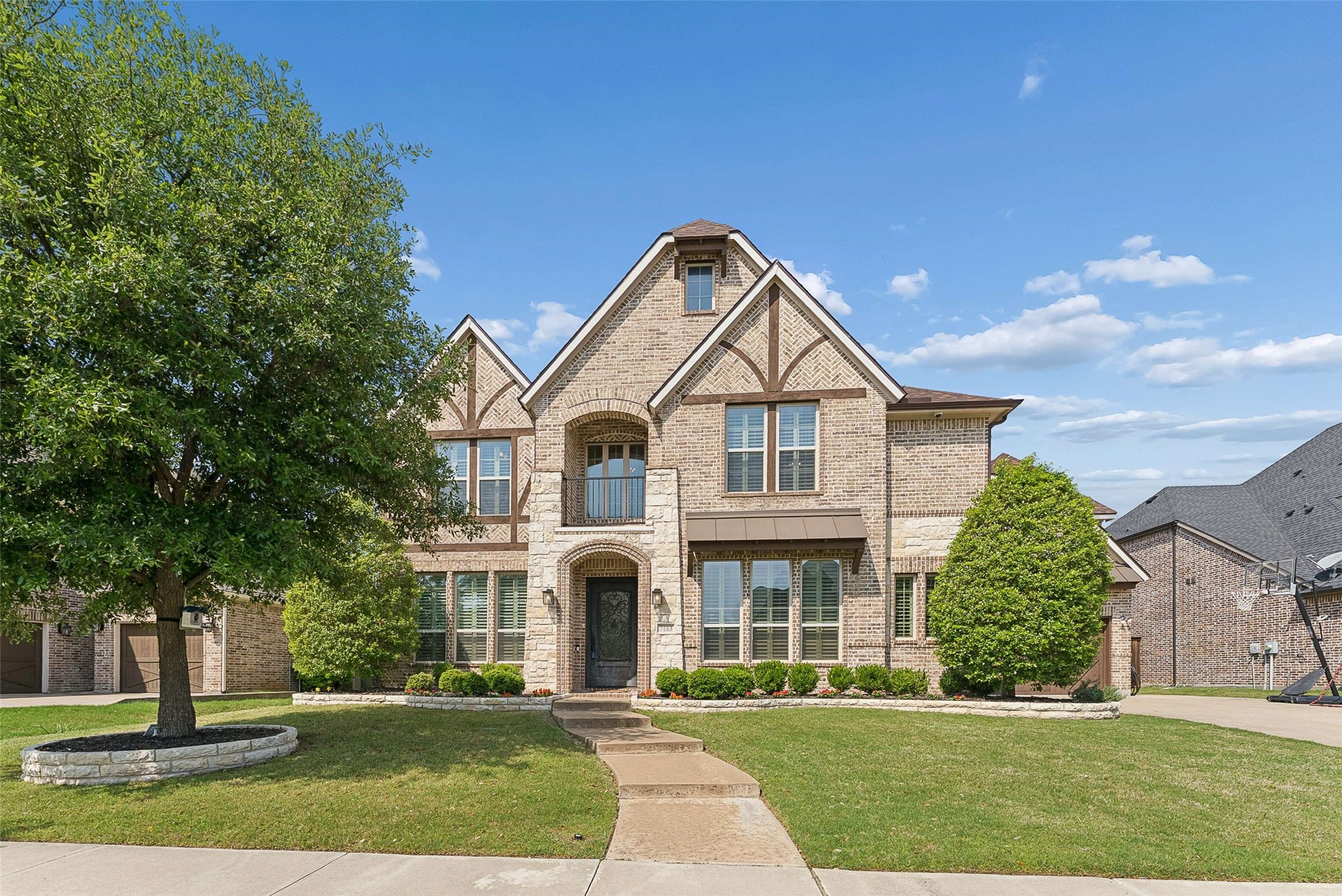 7163 Kentwood Drive