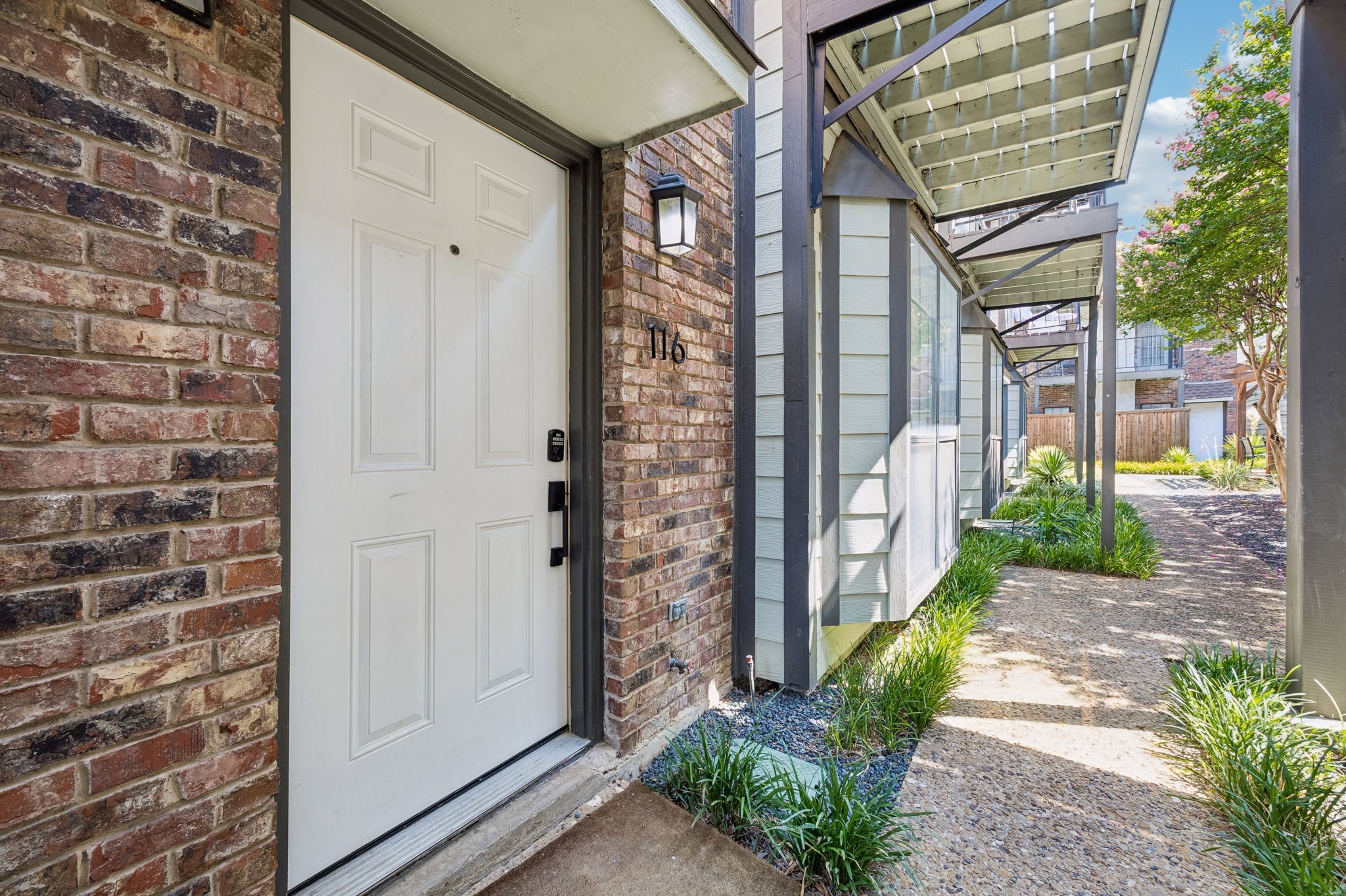 3904 Rawlins Street 116