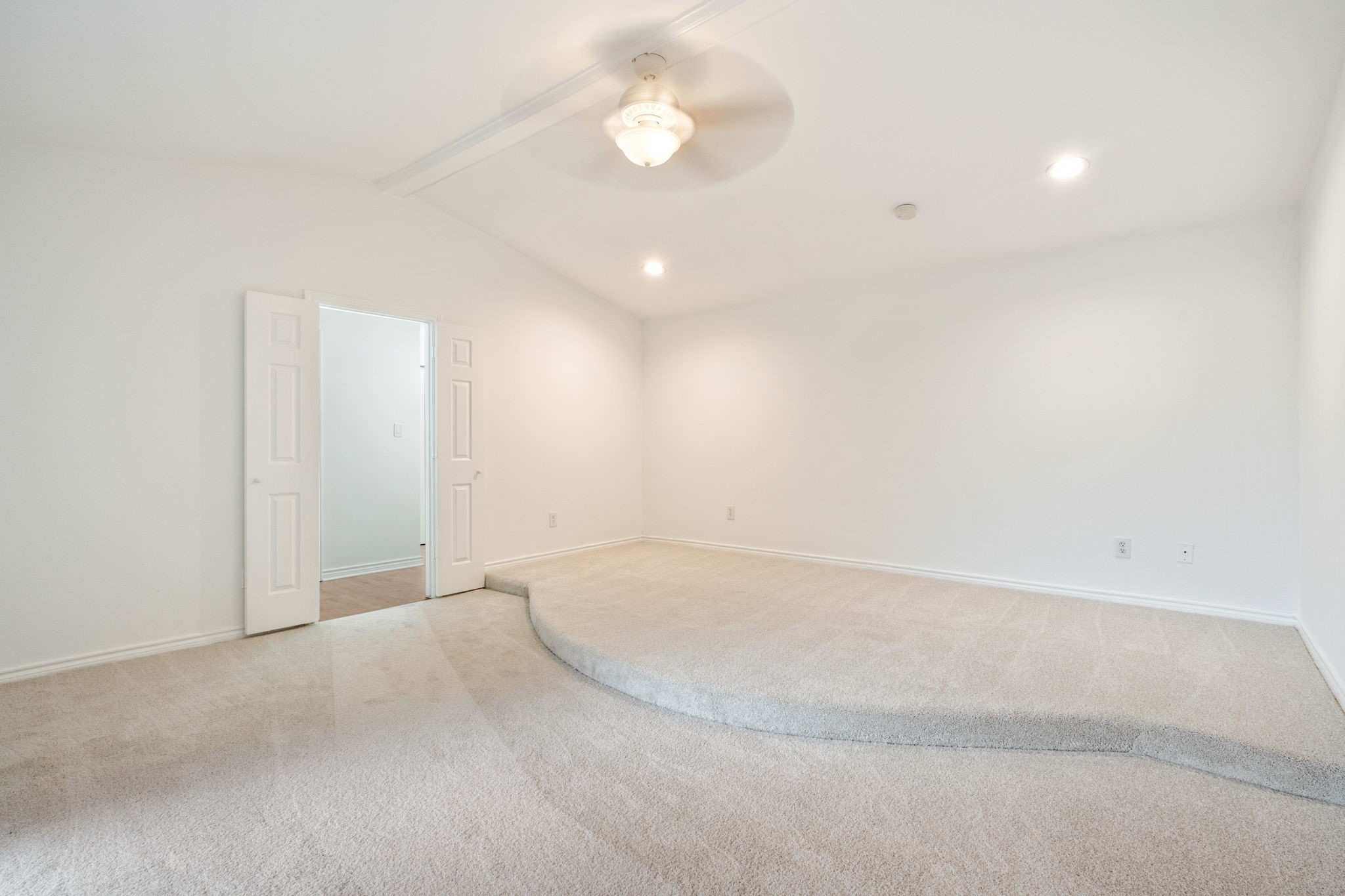 3105 Roundrock Trail