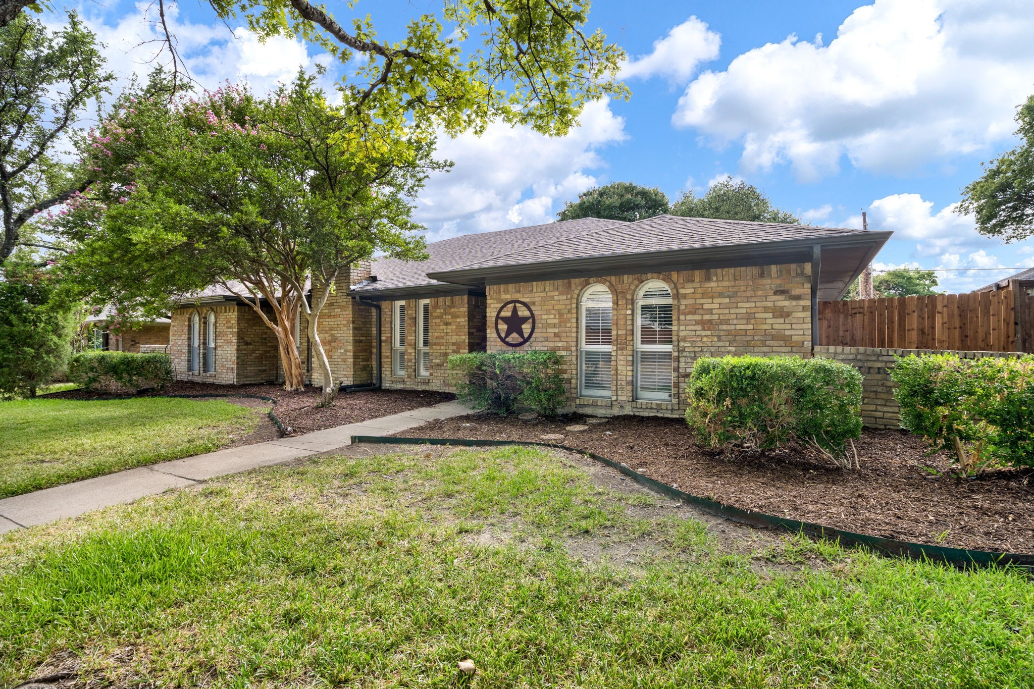3105 Roundrock Trail