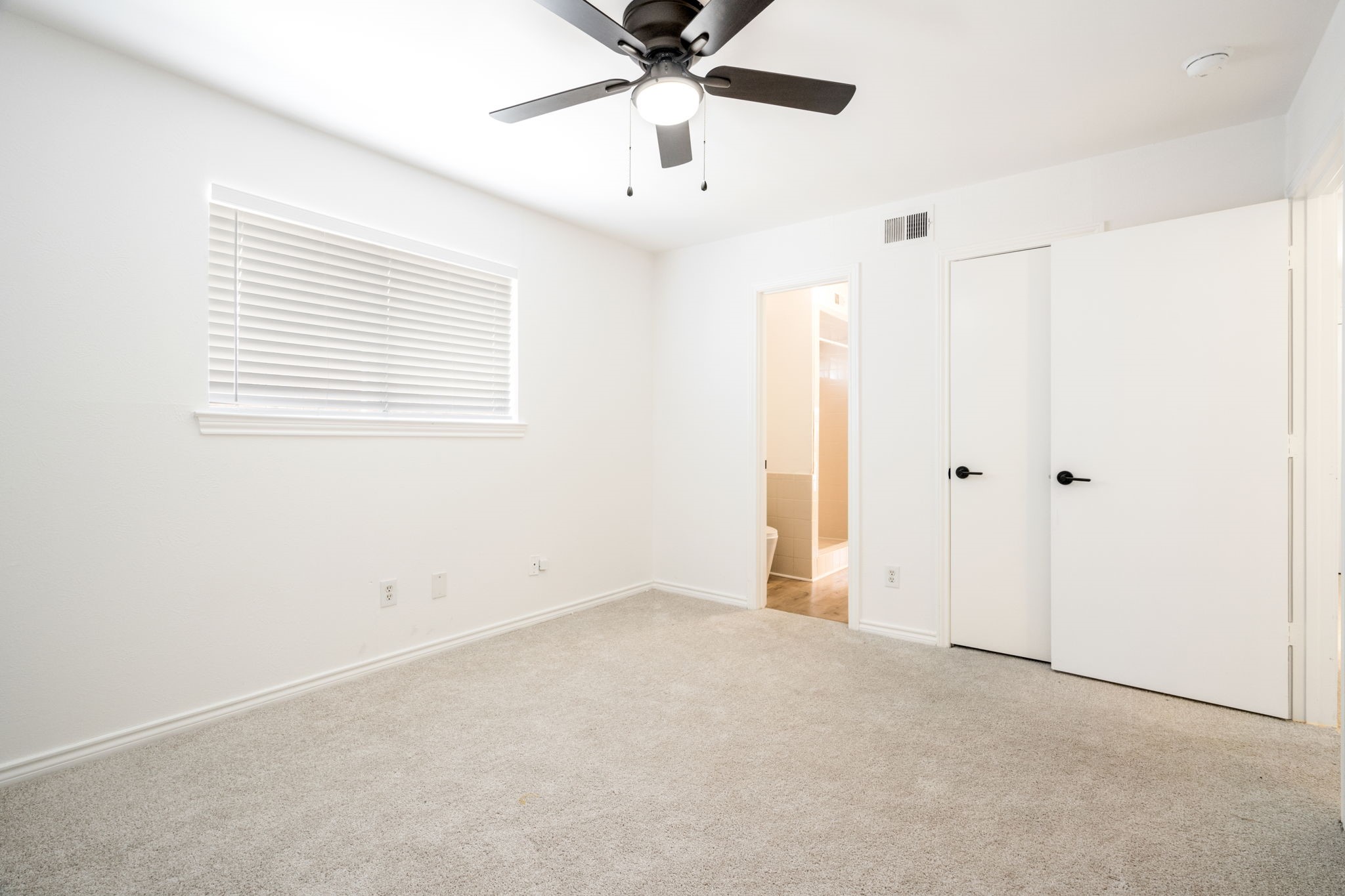 3105 Roundrock Trail