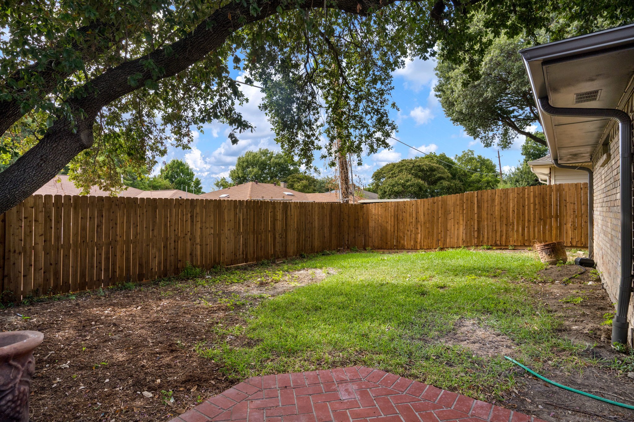 3105 Roundrock Trail