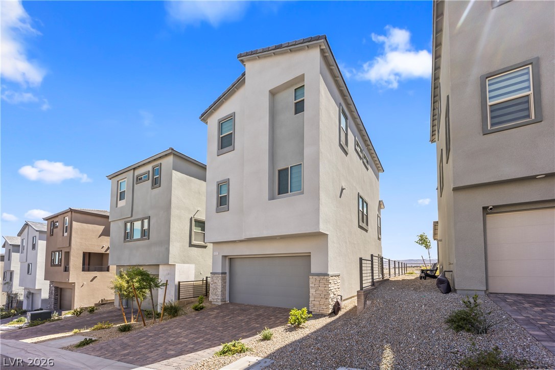11717 Stone Curlew Avenue