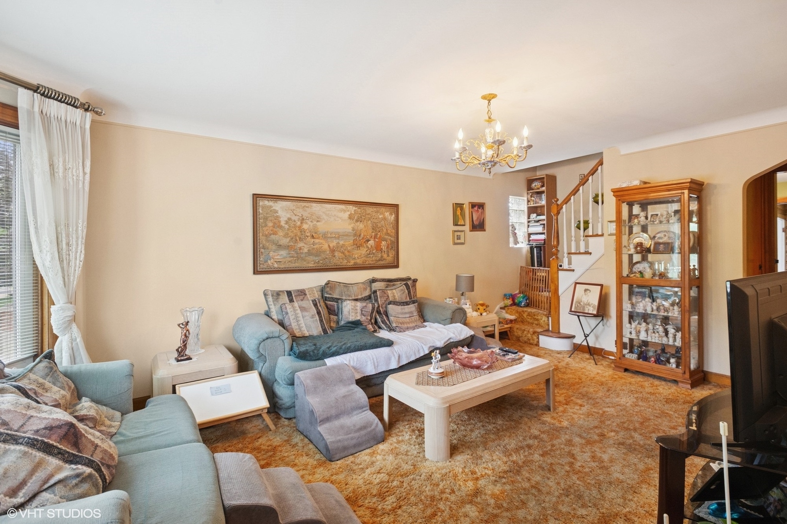 3737 N Cumberland Avenue